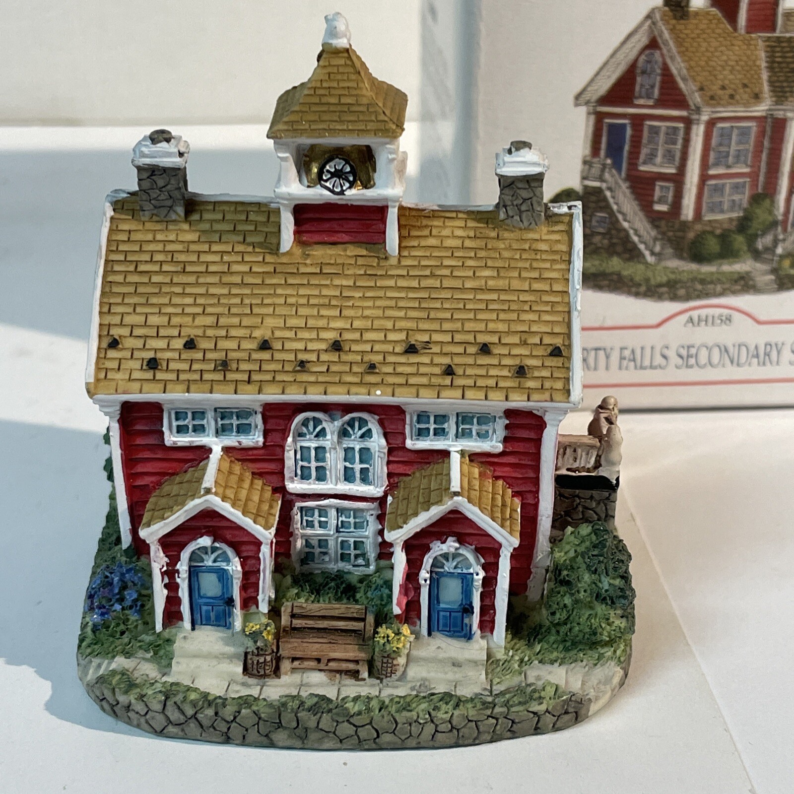 Liberty Falls-Red Secondary School- 1998-Frontier Village-AH158-3 5/8″ Building
