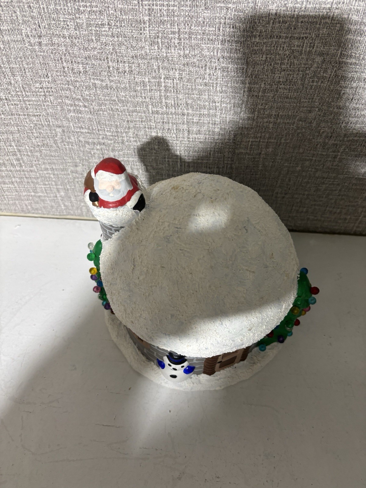 VTG 1972 ATLANTIC MOLD CERAMIC Painted CHRISTMAS HOUSE 7 3/4″ TALL