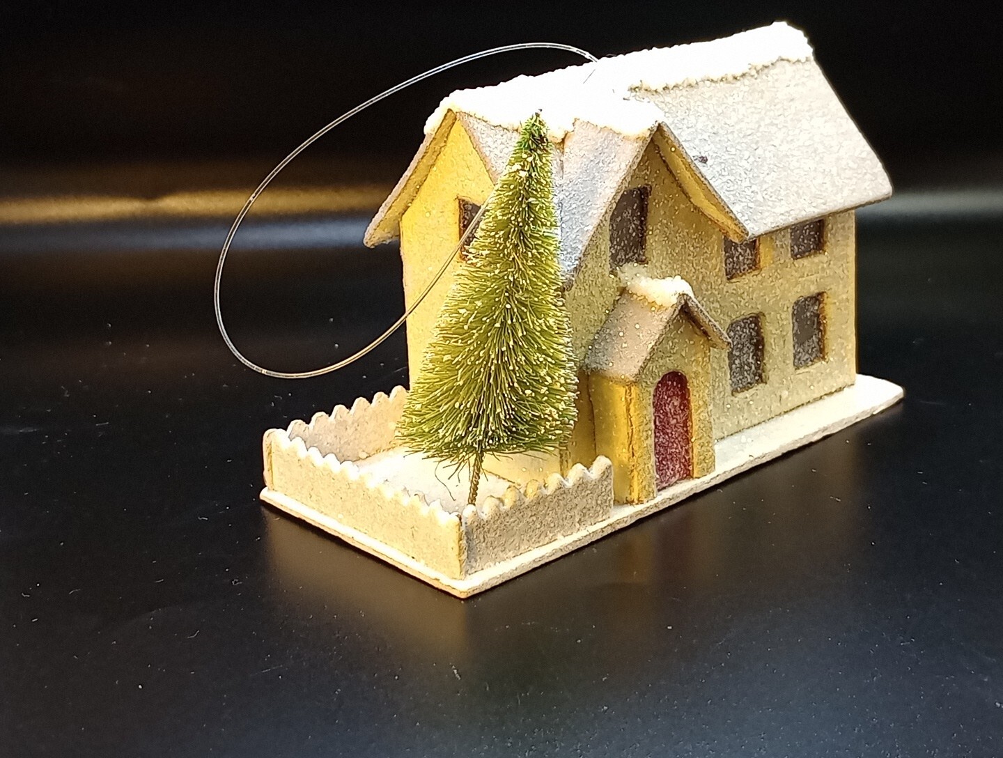 Vtg. 50s? Putz Glitter 2 Story White Cardboard Christmas House W/ Tree & Fence