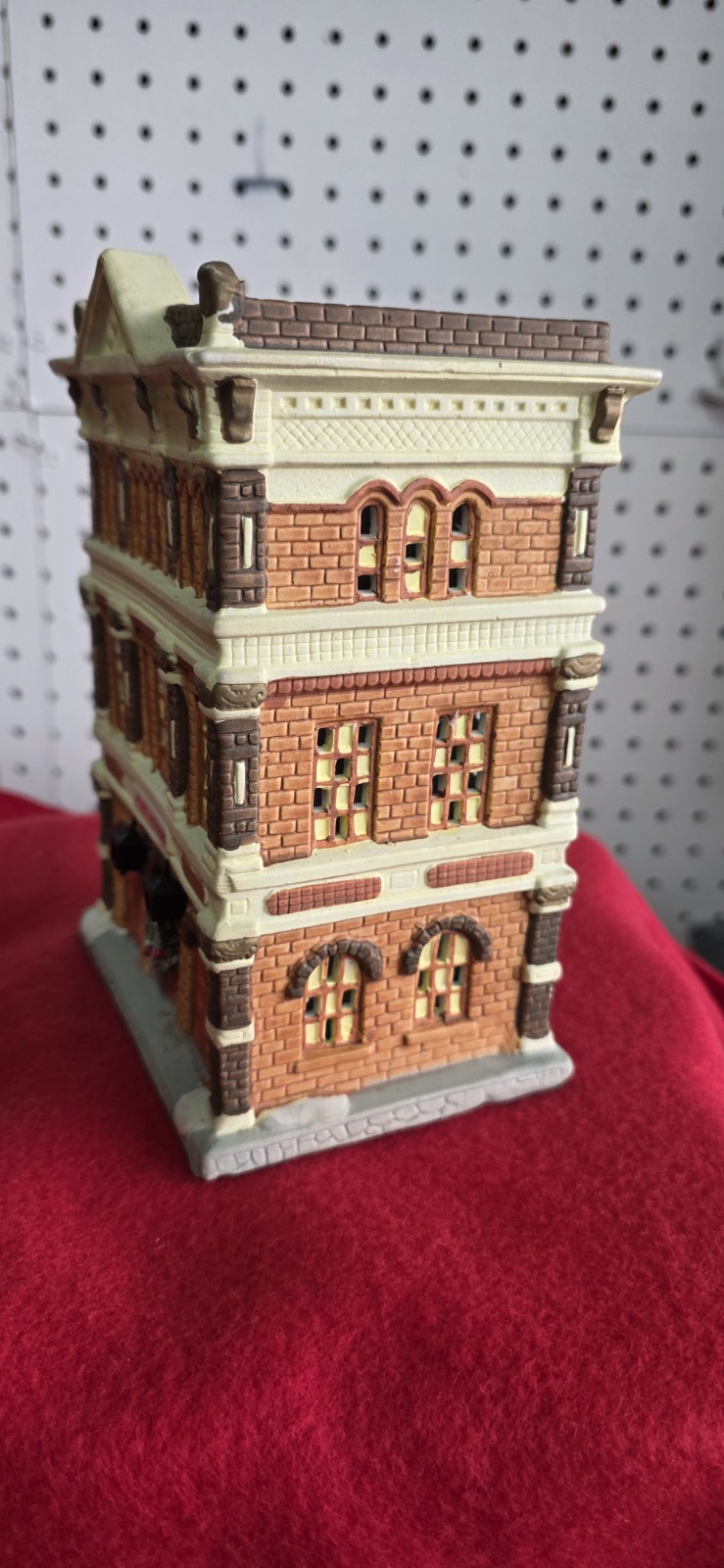 1996 Noma ceramic FIRE HOUSE Christmas village display 7½” tall x 5″ x 4″ Depth
