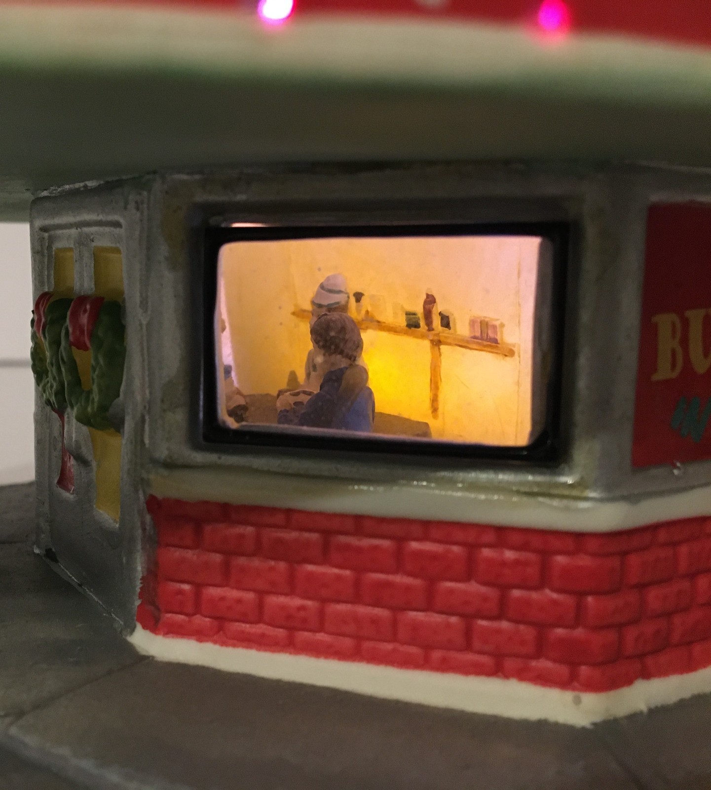 Holiday Time Retro Collection “Skips Diner” Battery Operated Fiberoptic