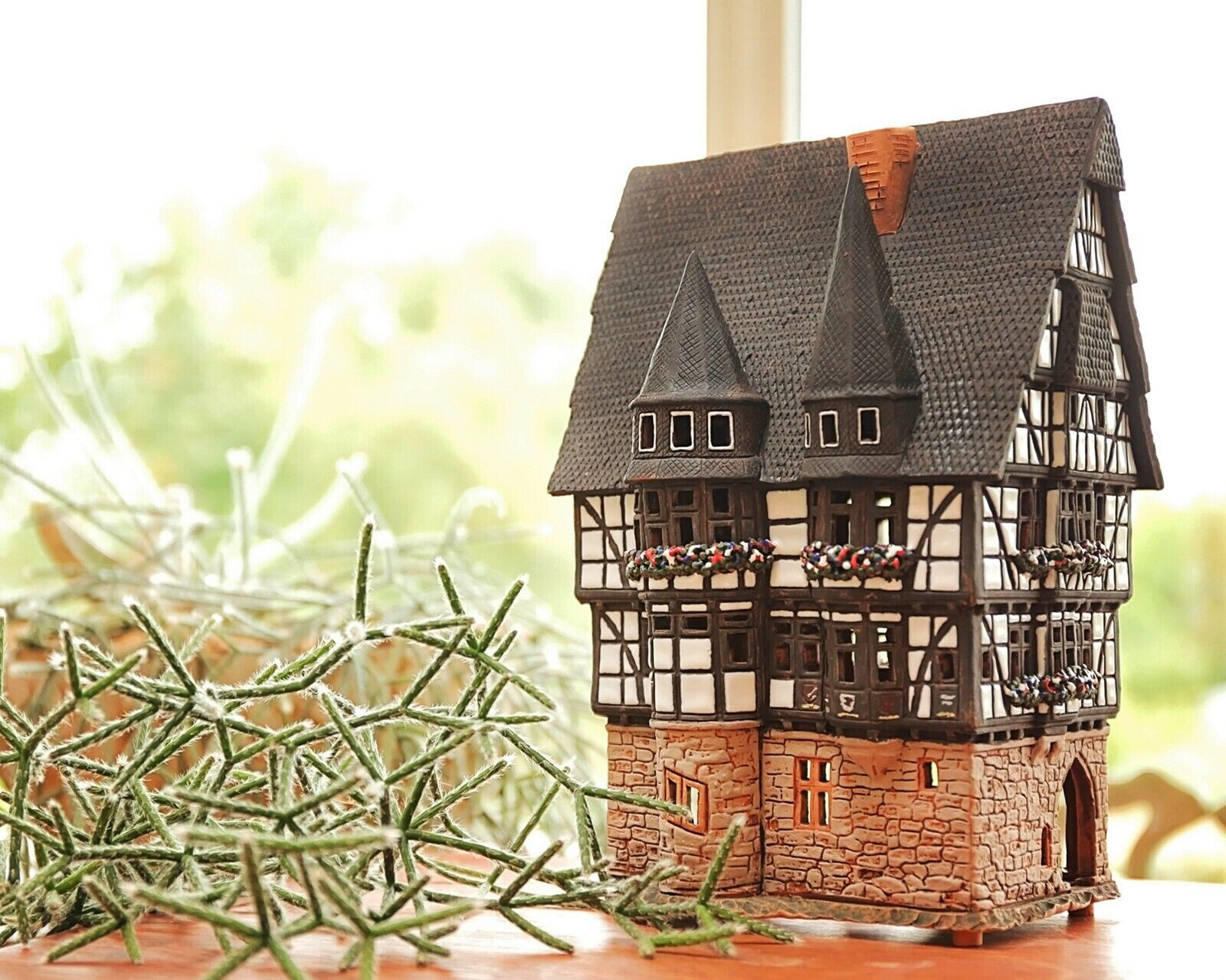 Ceramic Tealight Holder Collectible Miniature Town Hall in Alsfeld 27 cm Midene