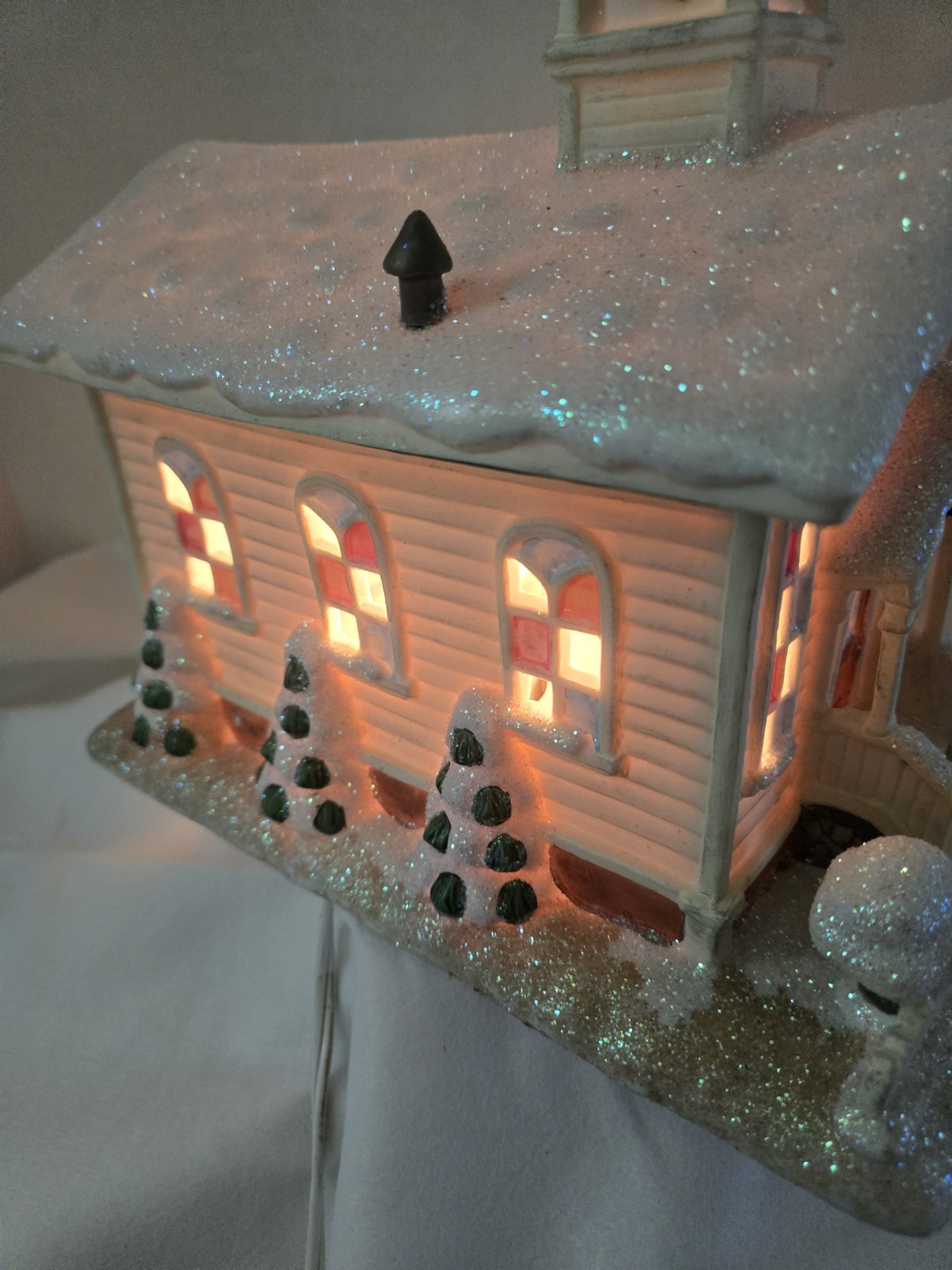 Snow Church Bedford Falls Christmas Village Ceramic It’s a Wonderful Life