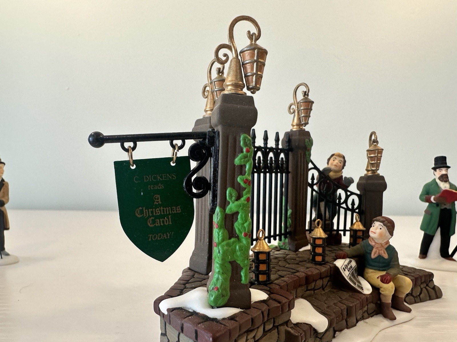 Department 56 Dickens’ – A Christmas Carol Reading Set Of 7 Complete