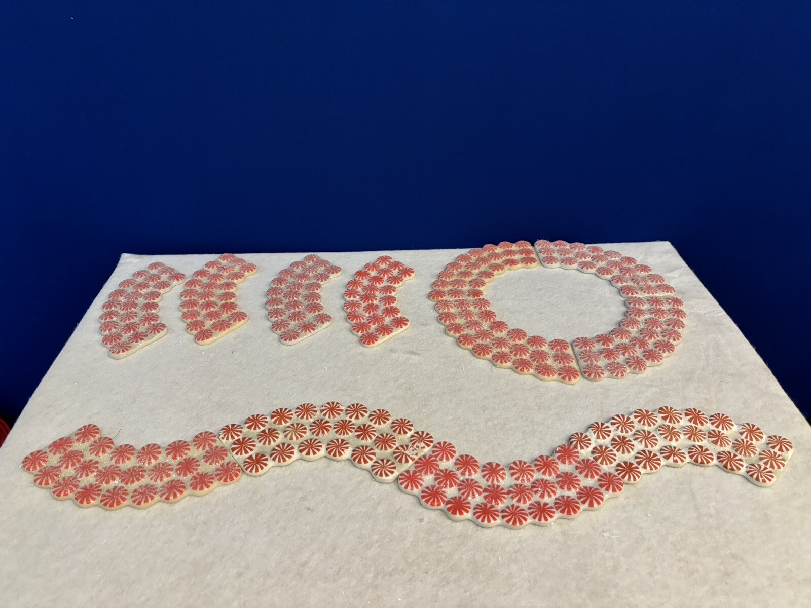 RETIRED! Dept. 56 Peppermint Candy Road – Sidewalk Lot of 12 Curved 52667