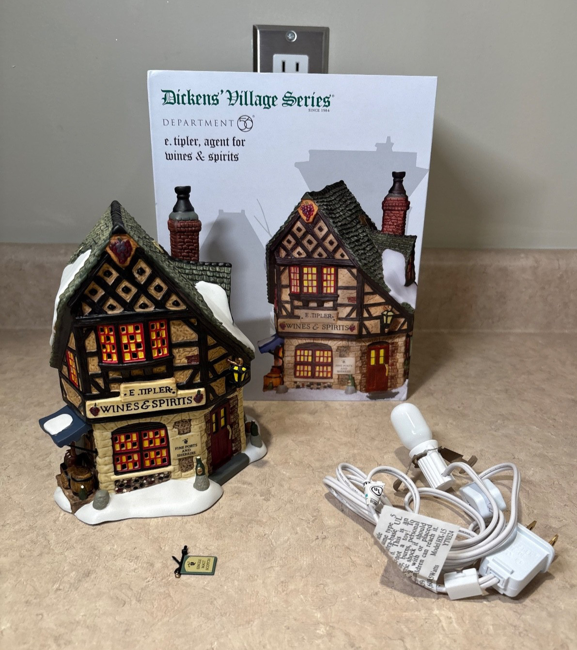 Department 56 Dickens Village E Tipler Agent For Wines & Spirits #56.58725