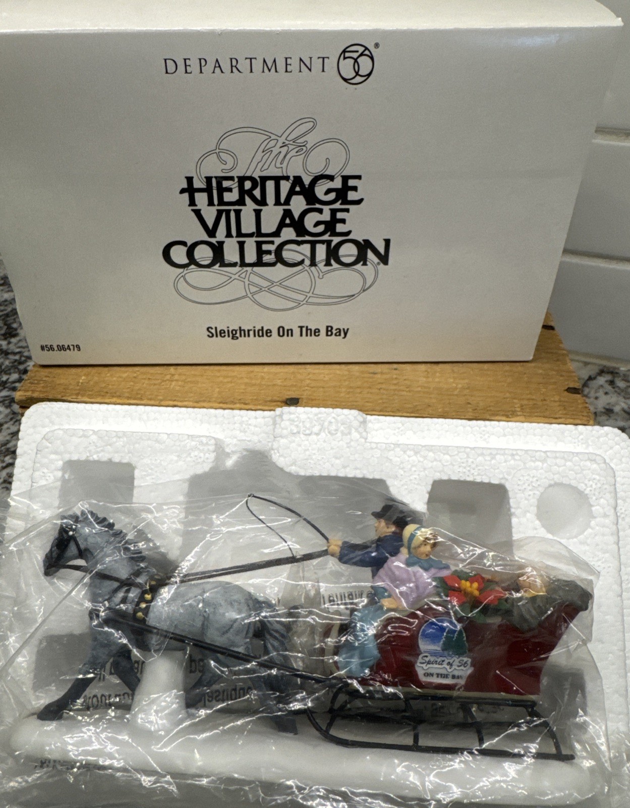 RARE SIGNED 2006 Department 56-Special Designs – Sleigh-RIDE on the Bay #06479