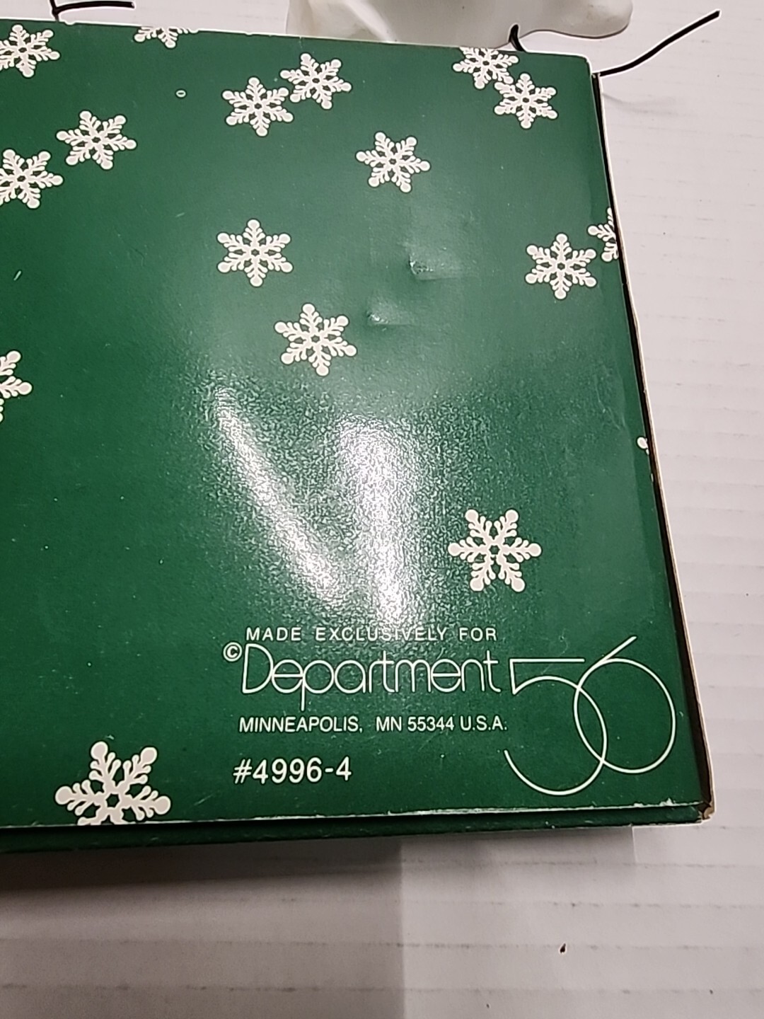 Dept. 56 Village Accessories, 20 Landscape Trees, Taxi 1987, Snow Crystals, Rock