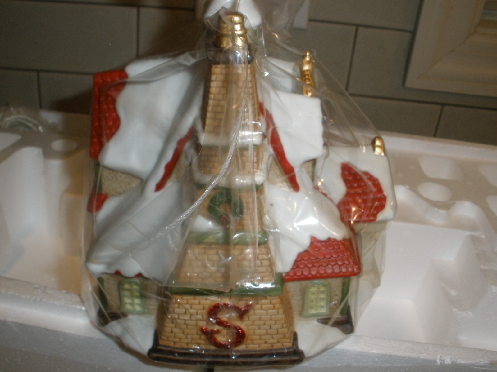HAWTHORNE PORCHLIGHT COLLECTION VILLAGE “SANTA’S TOY SHOPPE” NEW IN BOX
