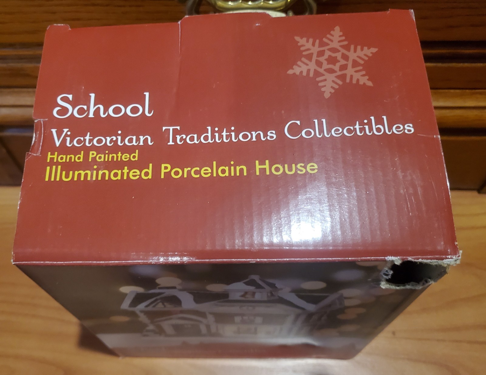 Christmas School 2004 WELLINGTON SQUARE Collection Holiday Light Up Display