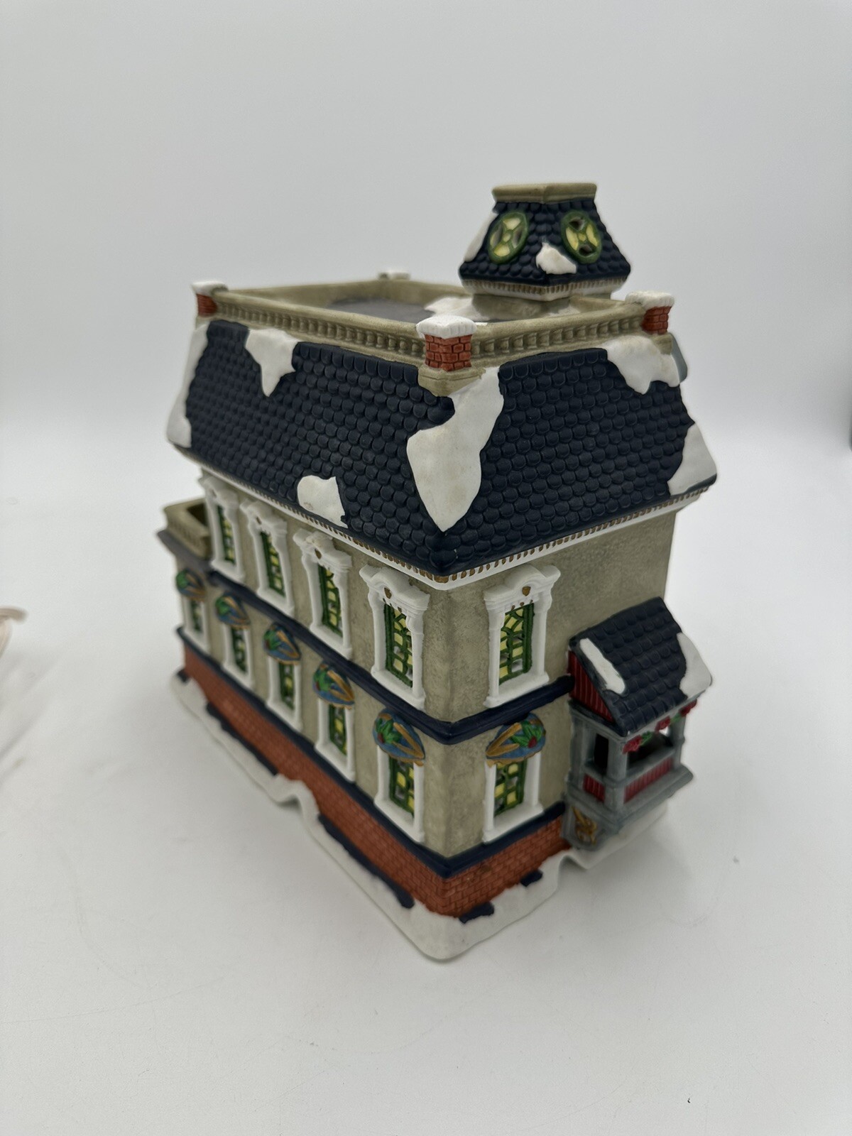Rite Aid Christmas Village Coach House Cafe Porcelain 7 3/4” Tall X 9” Wide 1998