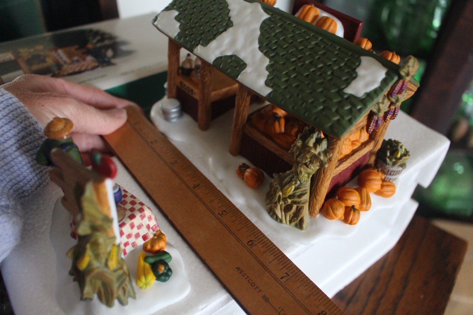 Department 56 Farmer’s Market (Set of 2) New England Village Series #56637