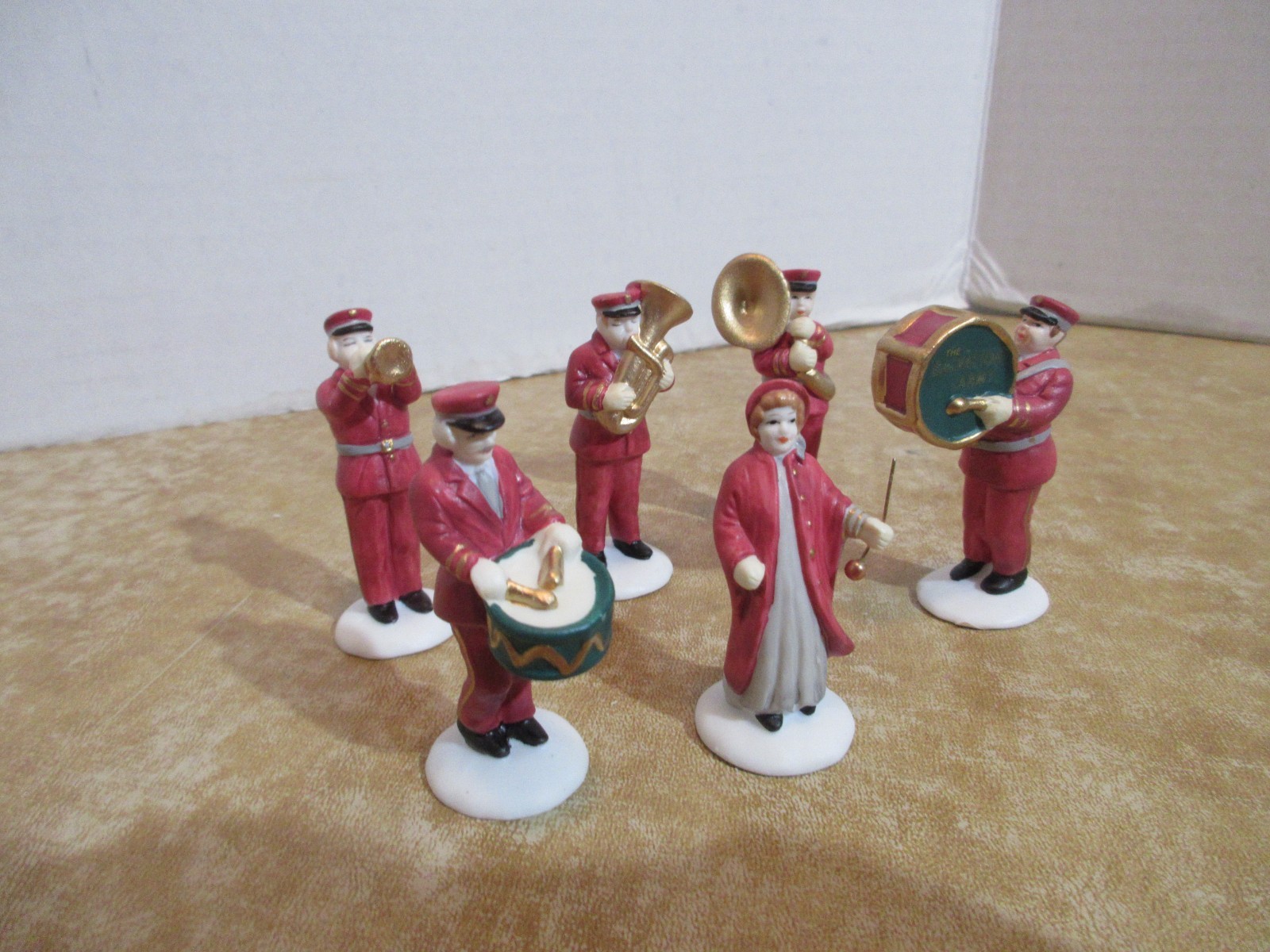 Dept. 56 1988 Heritage CIC Salvation Army Band #5985-4 6 Pc. Set