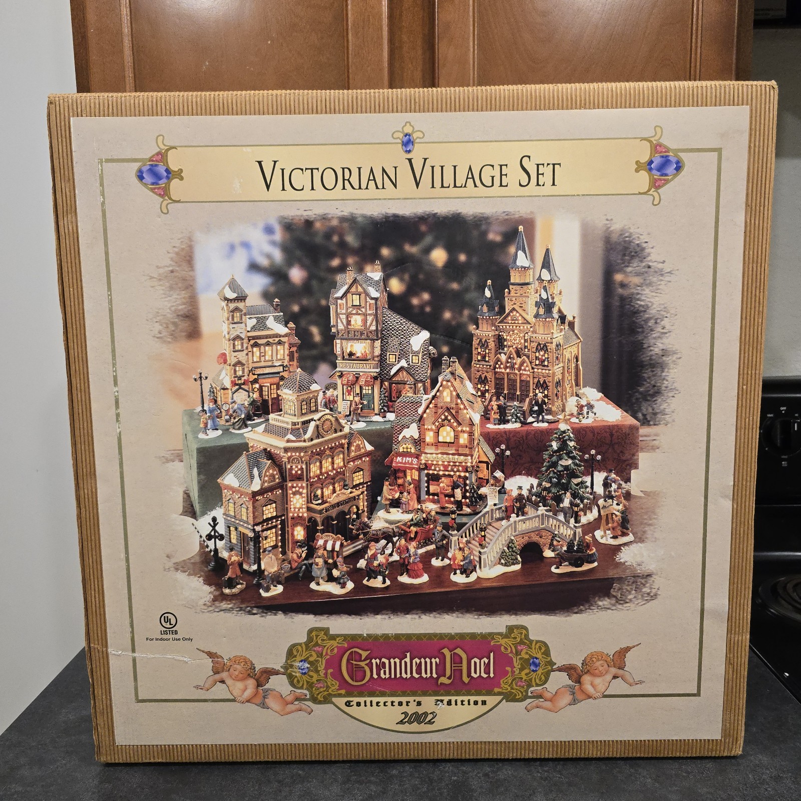 Grandeur Noel Fiber Optic Victorian Christmas Village 2002 Town Set Incomplete
