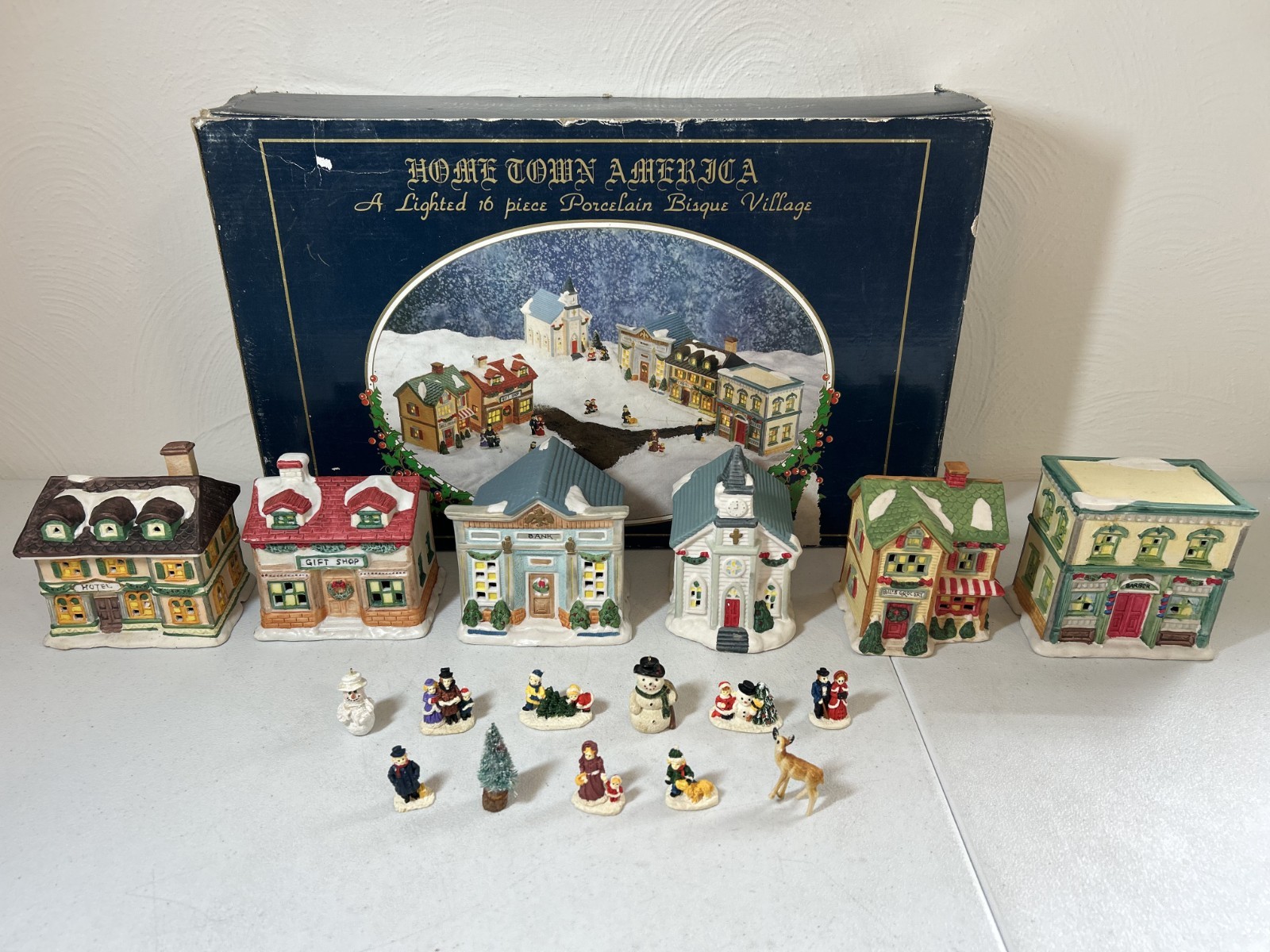VTG “Home Town America” 17 PC Porcelain Bisque Village Christmas Collection 1993