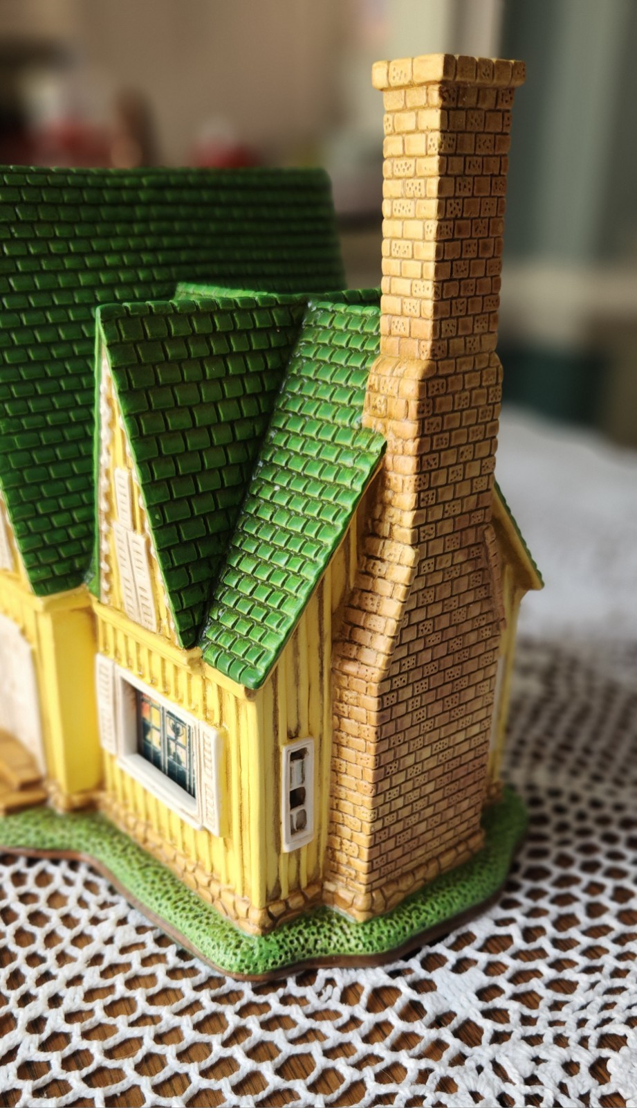 VGT 1999 Lefton “Bradley House” Lighted Colonial Village Ltd Edition 1181/4500