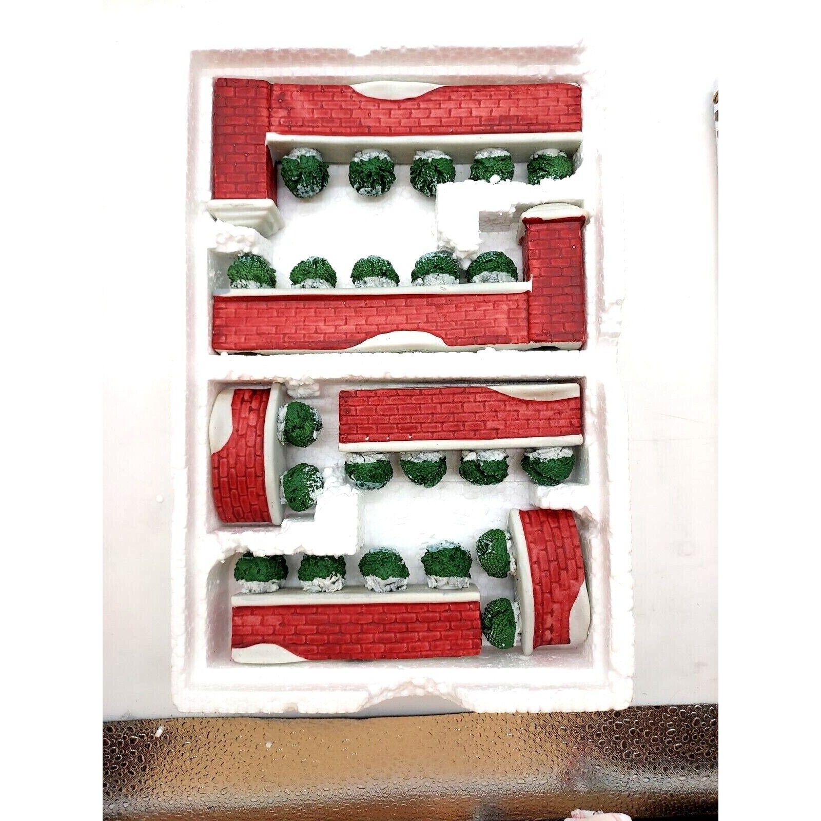 Lemax Set of 6 Pcs Collectibles Porcelain Brick Wall Christmas Vintage Caldor
