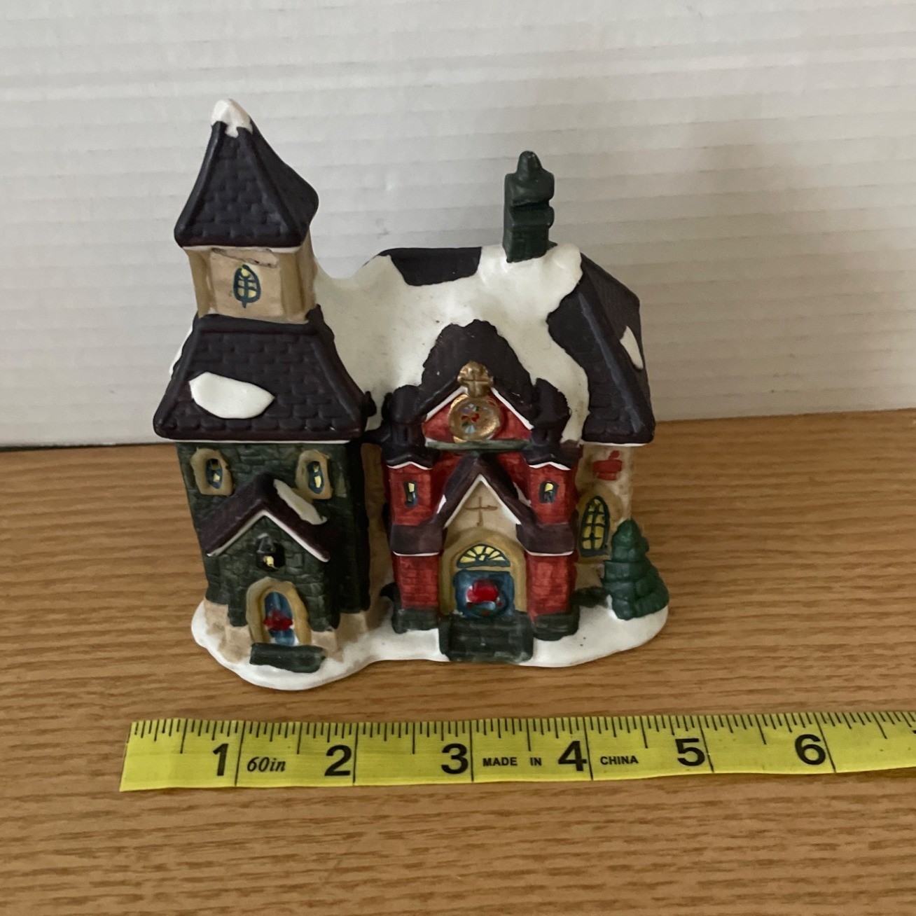 Vtg Holiday Traditions Victorian Church Christmas Village Hand Painted Ceramic