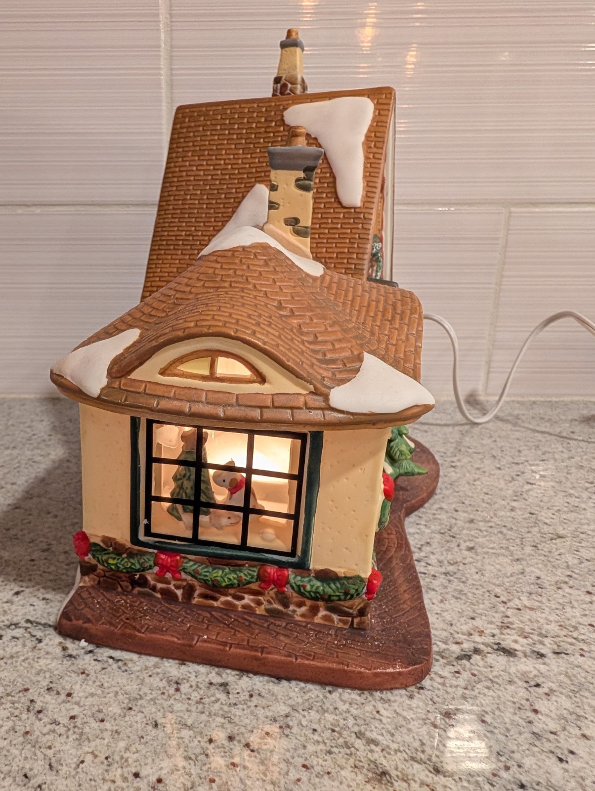 Amy’s Pet Shop Vtg Heartland Valley by O’Well Lighted Christmas House In Box