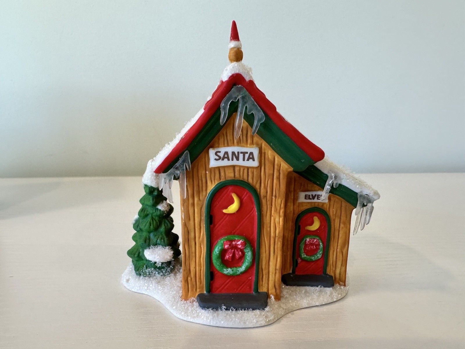 Department 56 North Pole Series – Up North Outhouse #800009