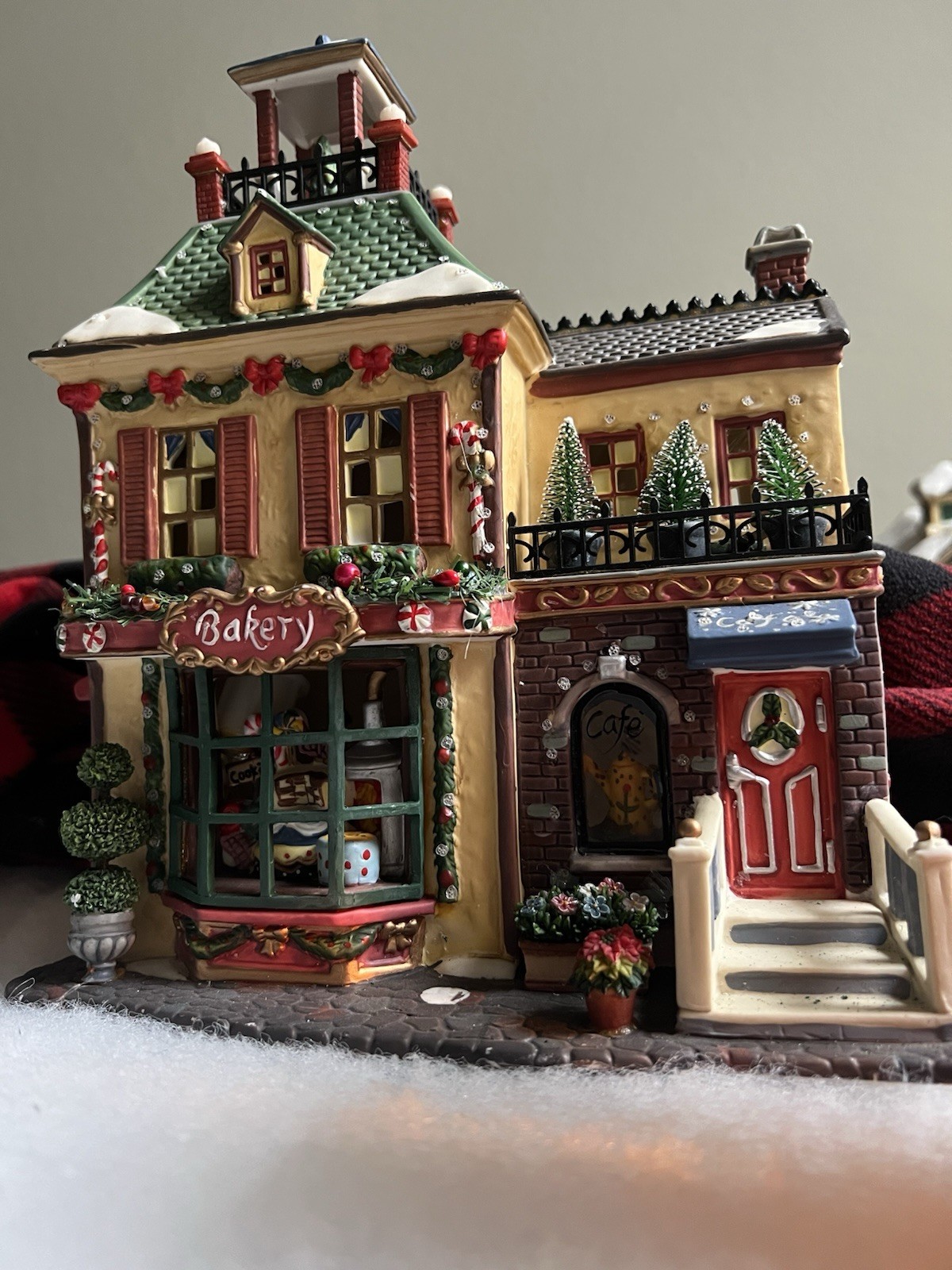 Christmas Village Accessories Set 26 Pieces, Approx. 2.5″ Tall