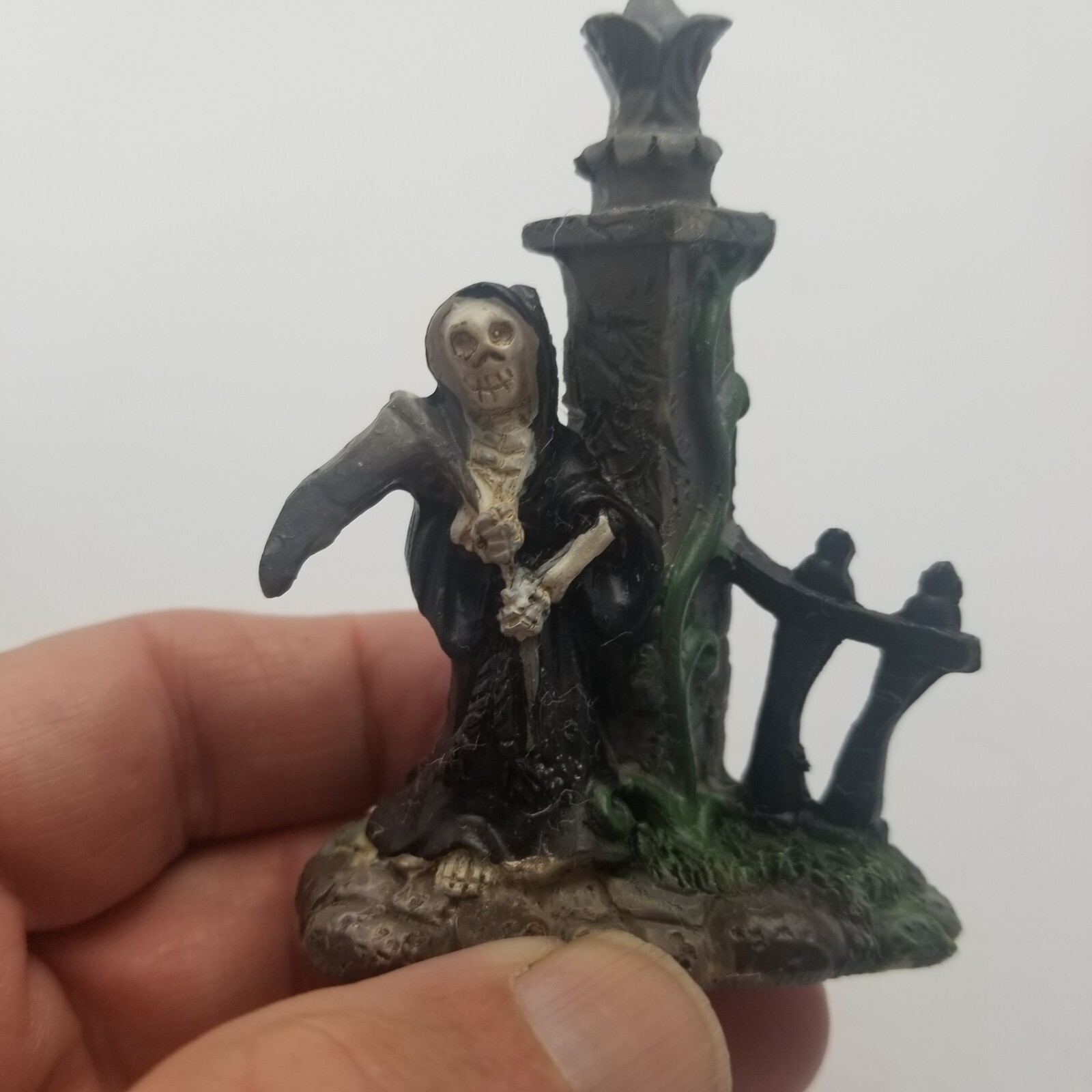 Halloween Cemetery Graveyard Table Top Accessories