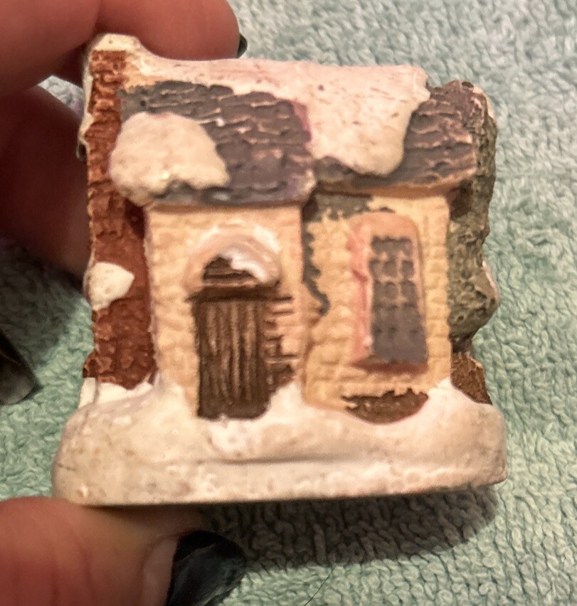 Christmas Holiday Decoration 5 Miniature Houses/ Winter Village Buildings 1-2”