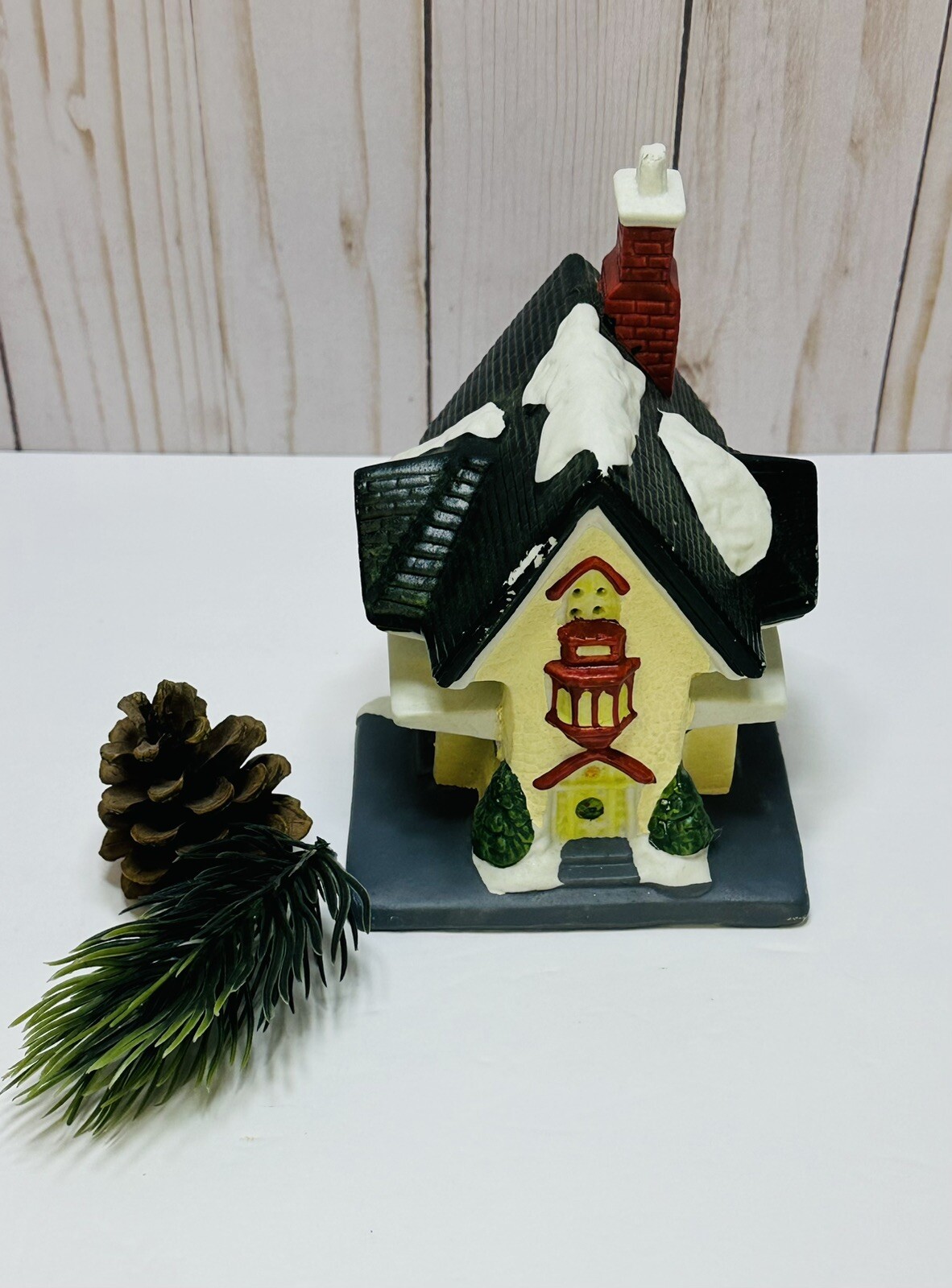 Vintage Christmas 1995 Santa’s Best Holiday Village Hand Painted House