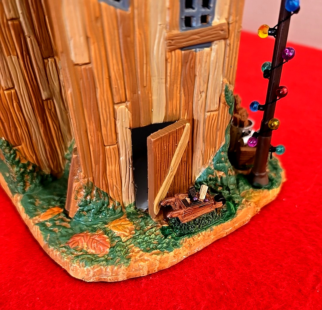 LEMAX DAVID’S FORT-LIGHTED HOLIDAY VILLAGE RETIRED MINT MINT COND. SEE PICS.
