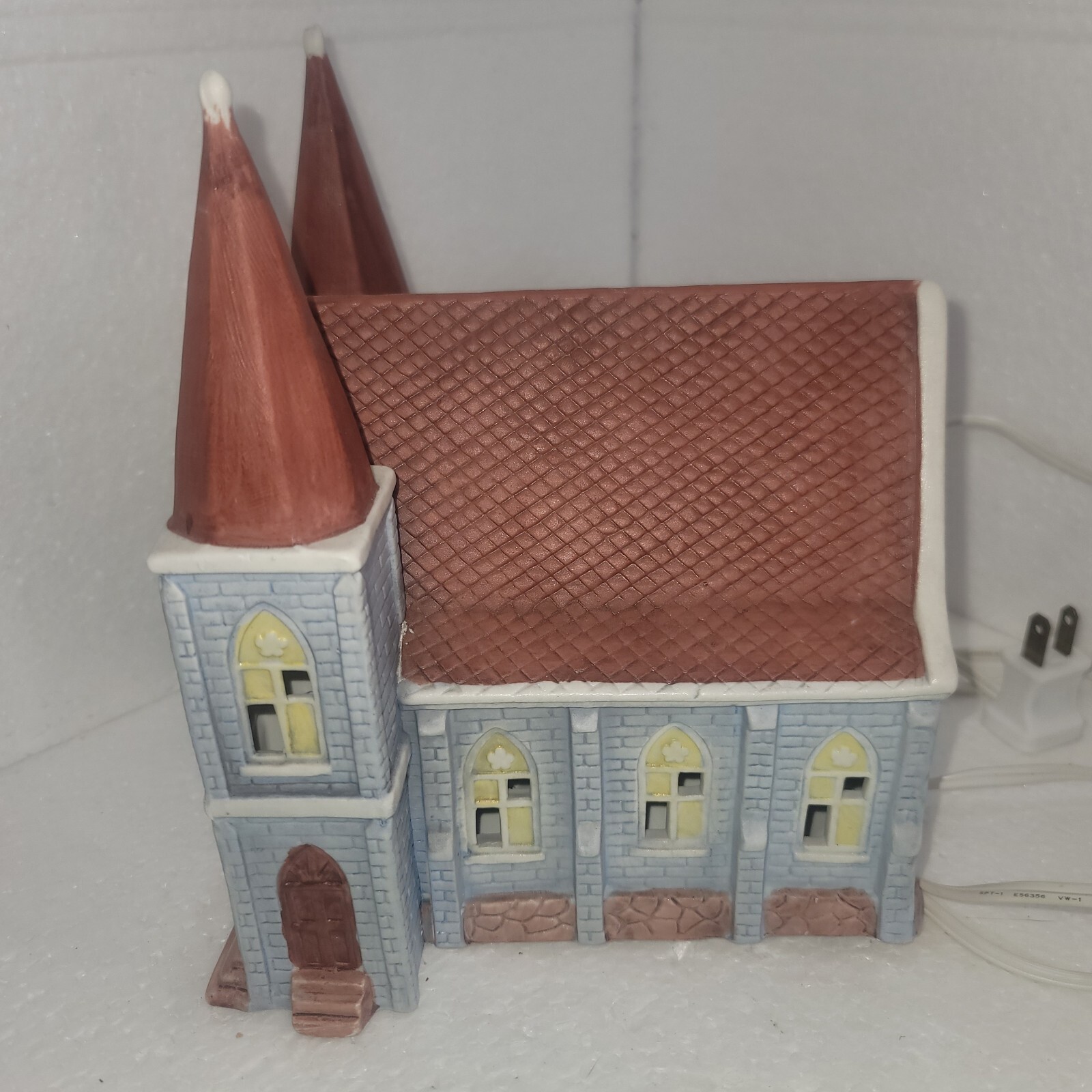 Christmas Illuminated 1991 Dickens of London Porcelain St. James Church