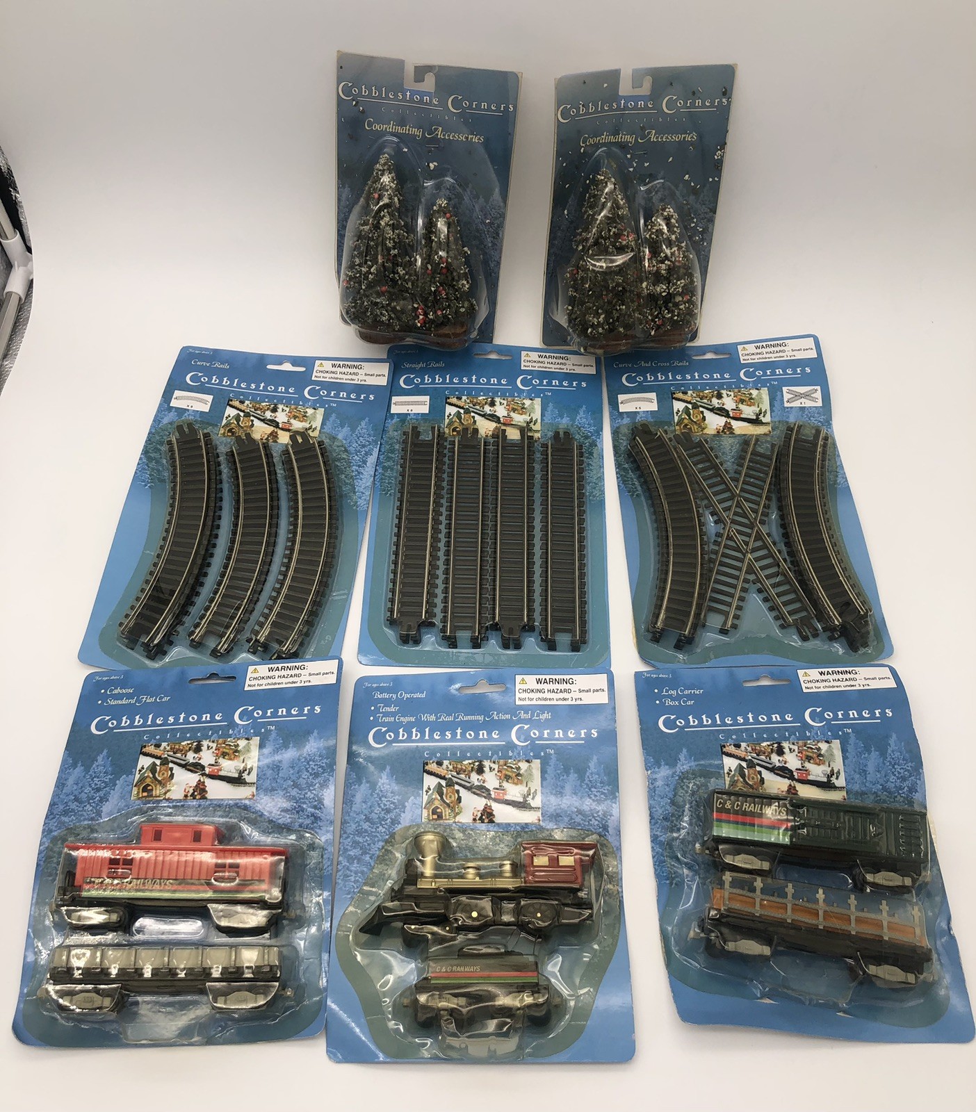 Vintage Cobblestone Corners Christmas Village Train & Track Lot NOS