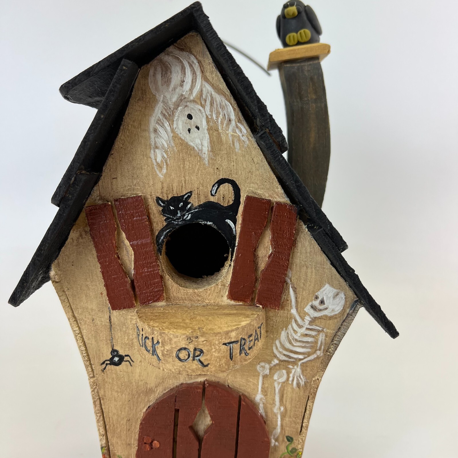 Halloween Bird House Handmade Painted Skeletons Ghosts Spiders Pumpkins 1995