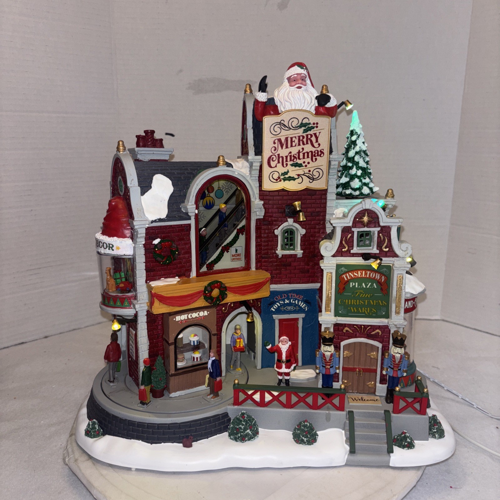 Lemax #05700 Tinseltown Plaza (2020) NIB Sounds, Lights, and Animation