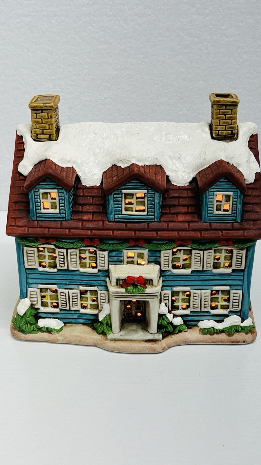 Lefton Colonial Village “ 1986 The Welcome House” Byron Wood 05824 Retired