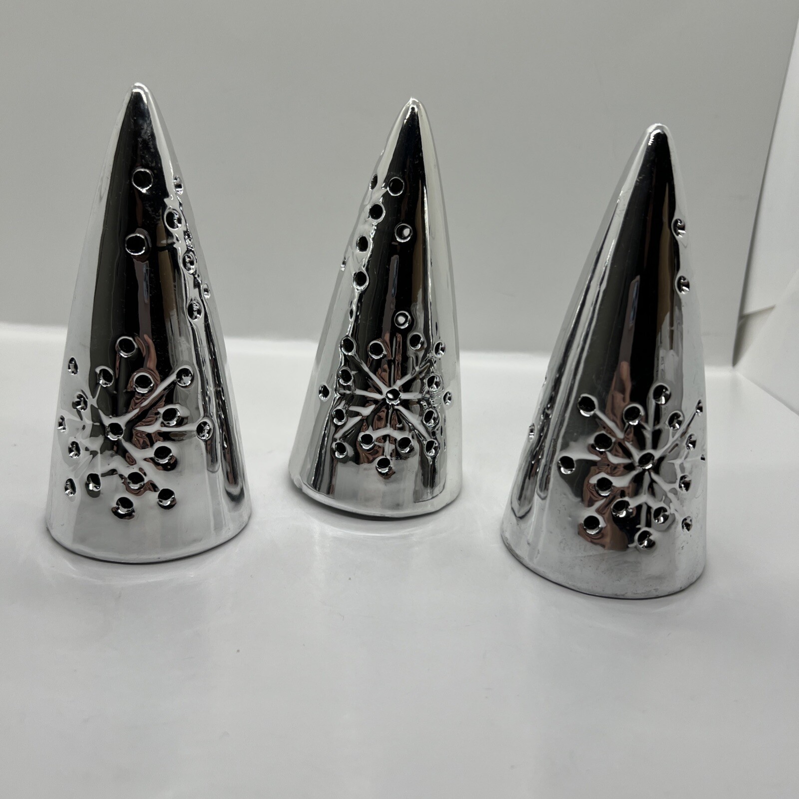 3 Christmas Tree Luminaries Cone Shaped LED Silver Ceramic/Porcelain? 2.5×5” SEE