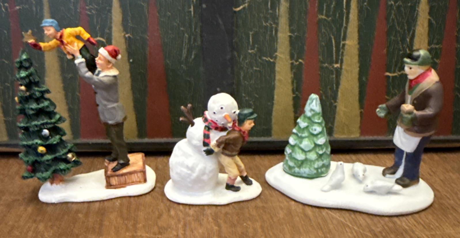 Lemax Christmas Village Decorating The Christmas Tree Feeding Birds Snowman 3 Pc