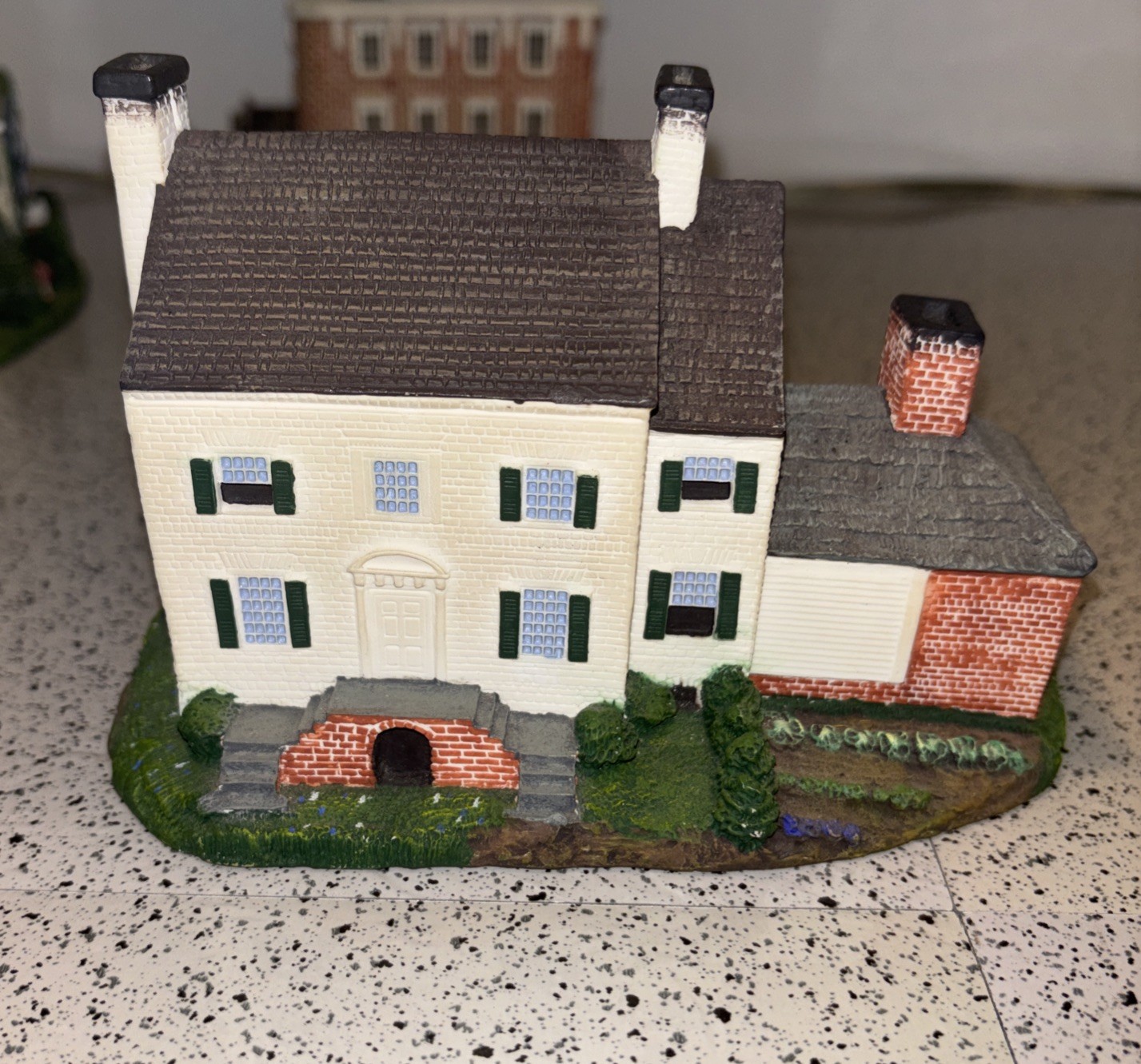 Lot Of 9 Hawthorne Gone With The Wind Miniature Buildings