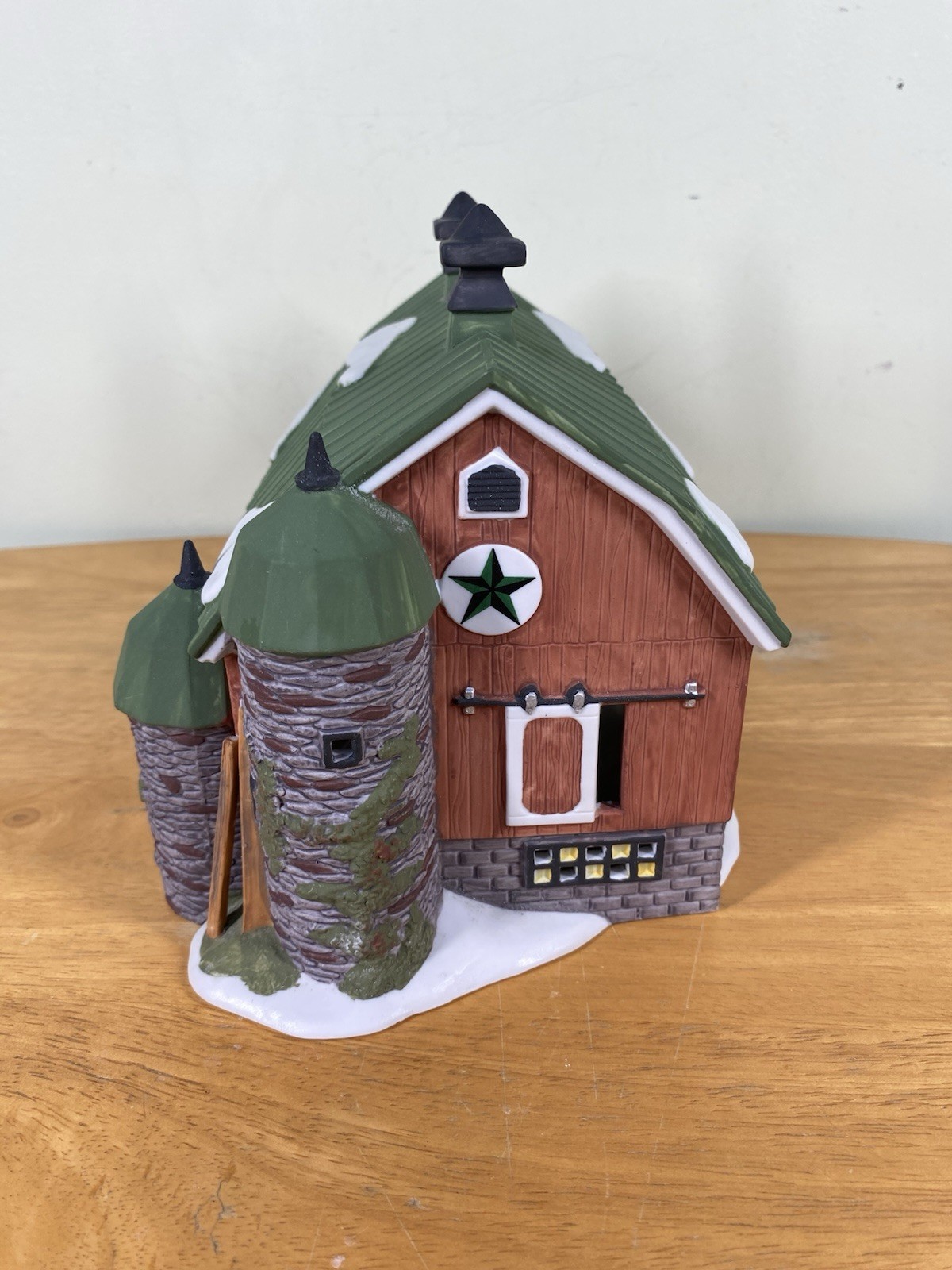 Department Dept 56 New England Village Pennsylvania Dutch Barn Hand-Painted 1993