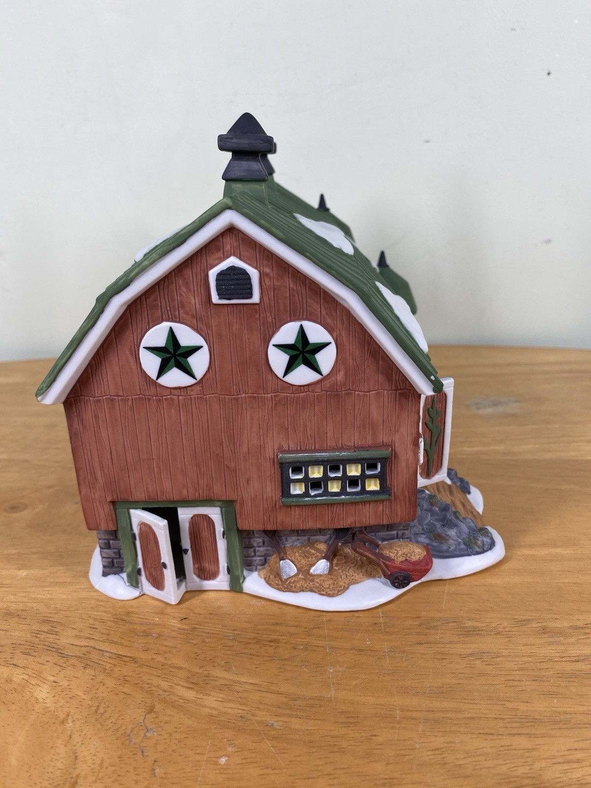 Department Dept 56 New England Village Pennsylvania Dutch Barn Hand-Painted 1993