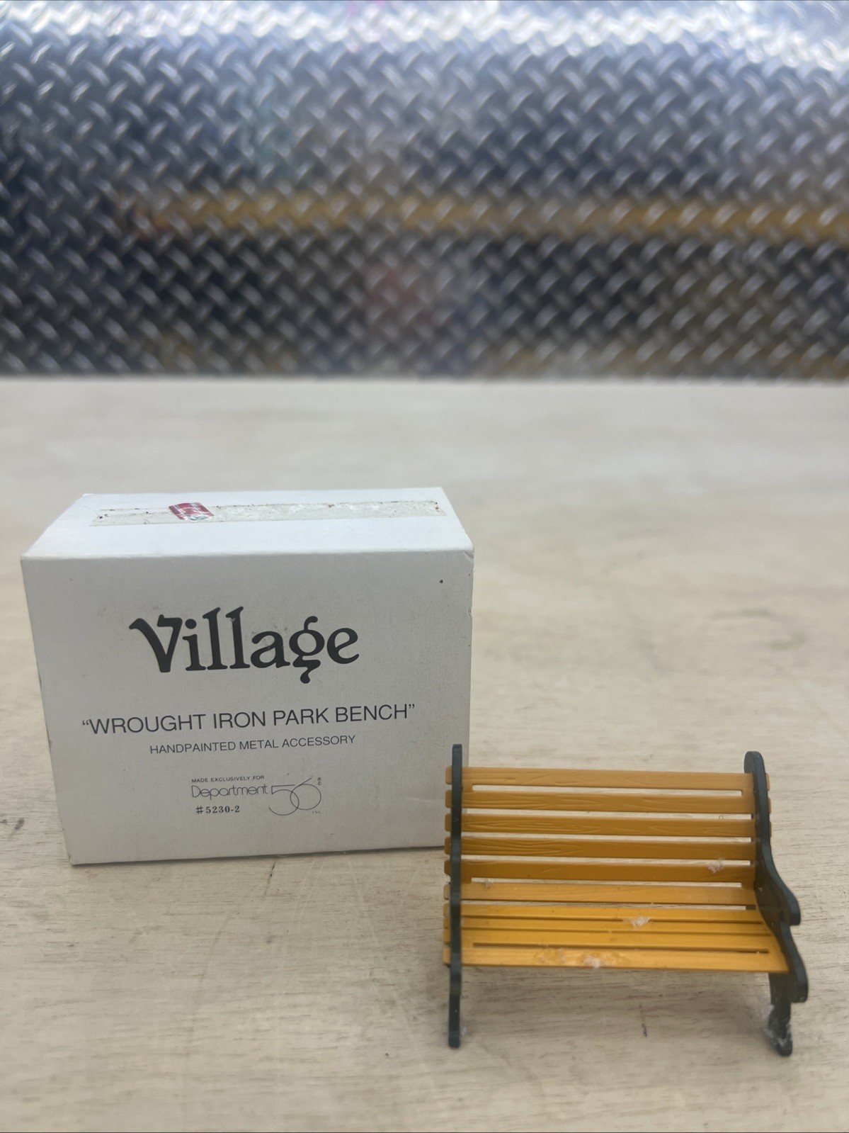 Dept 56 Village Accessory – Wrought Iron Park Bench – #56.52302