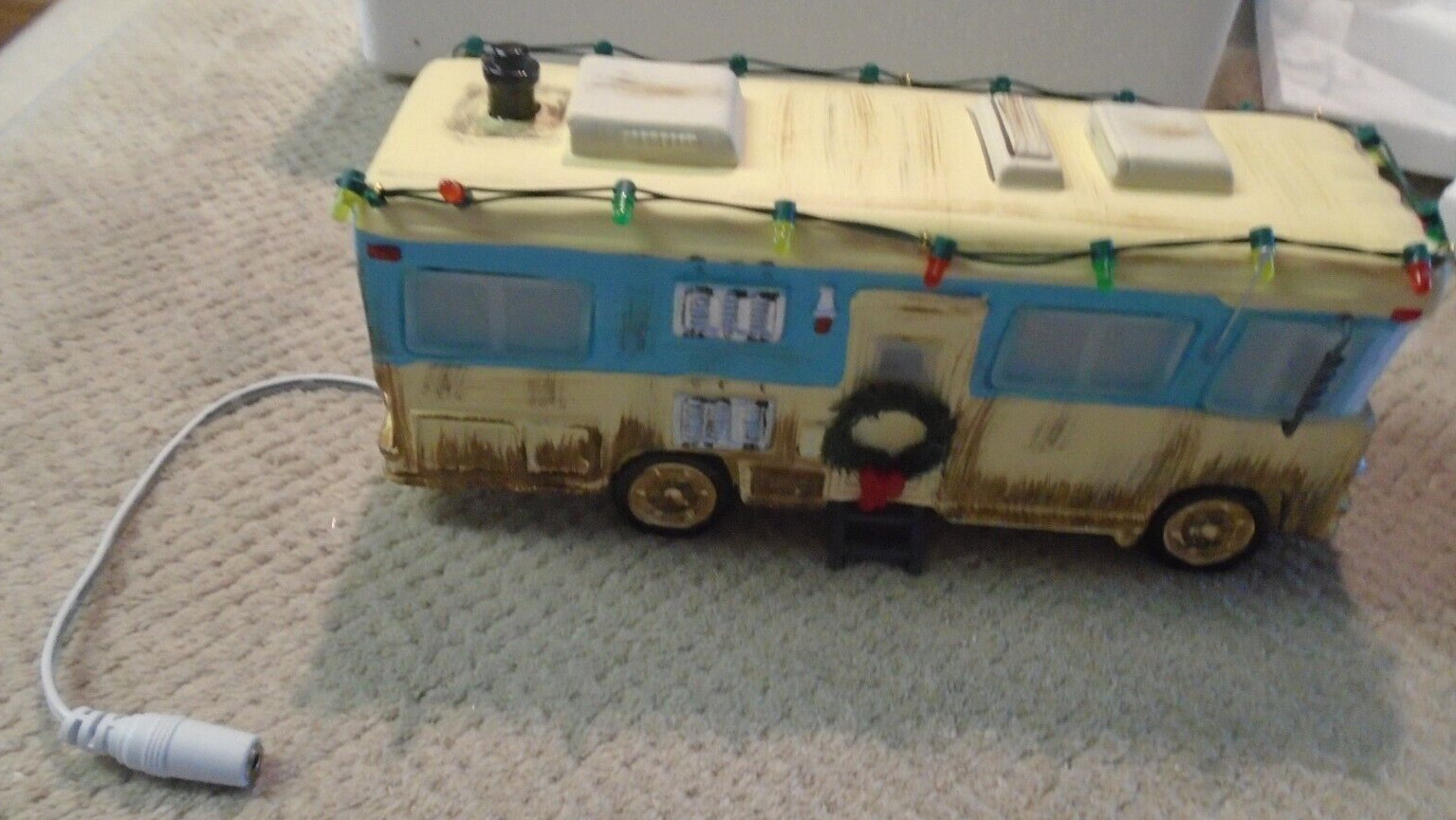 Department 56 Snow Village Christmas Vacation Uncle Eddies RV #43030734 NEW