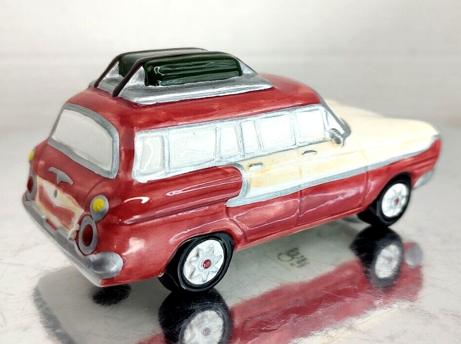 Sept 56 Snow Village #5457-7 Hand Painted Retired Classic Car Station Wagon NOS