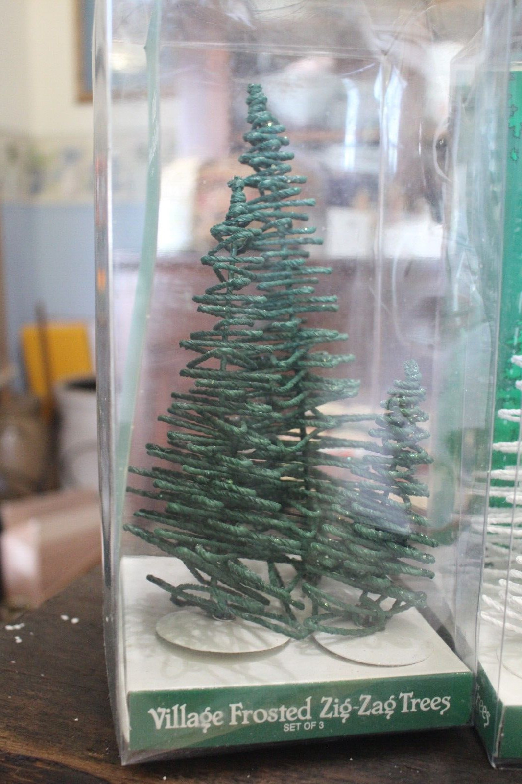 Dept 56 Village Frosted Zig Zag Trees 2 Sets Green and White