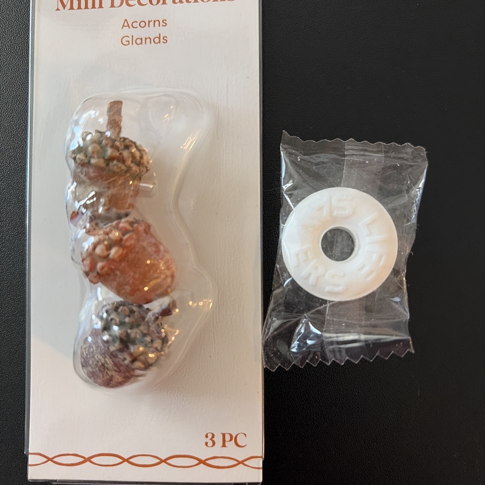 ASHLAND FALL THANKSGIVING MINIATURES ~ ACORNS ~ NEW IN PKG 2025