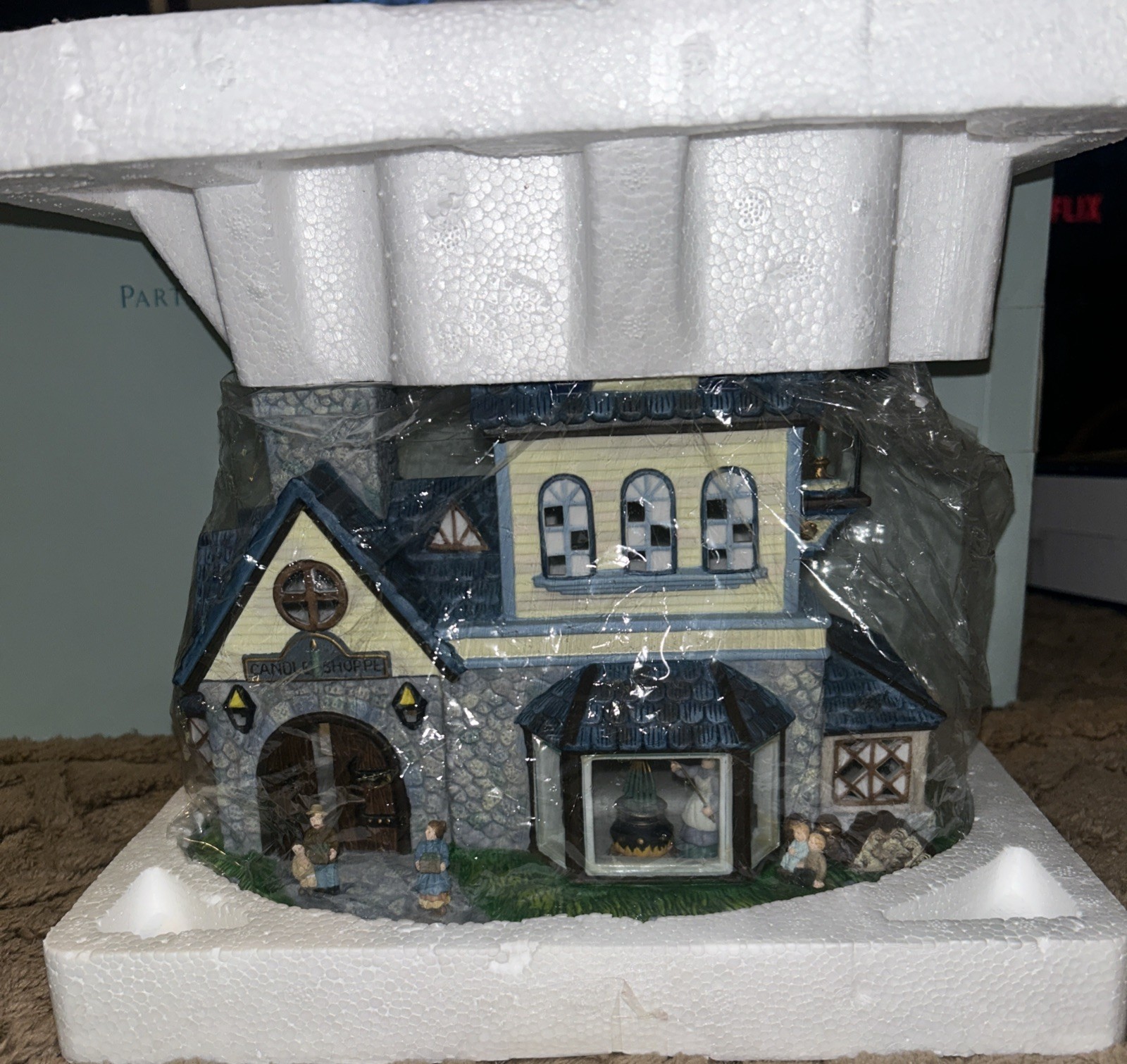 Vintage Olde World Village Candle Shoppe Partylite Exclusive Tea Light #1 NIB