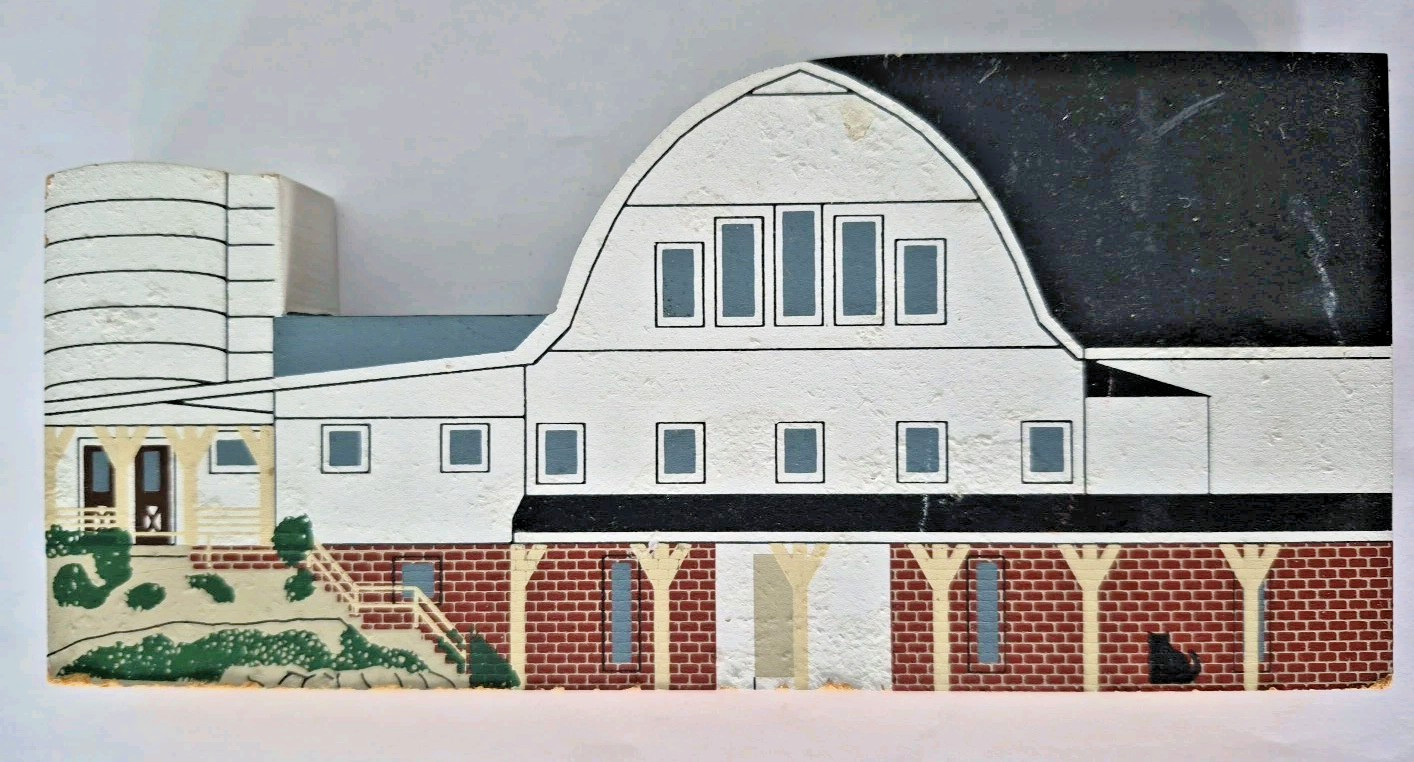 THE BARN RESTAURANT CAT’S MEOW VILLAGE SHELF SITTER AMISH COUNTRY SMITHVILLE OH