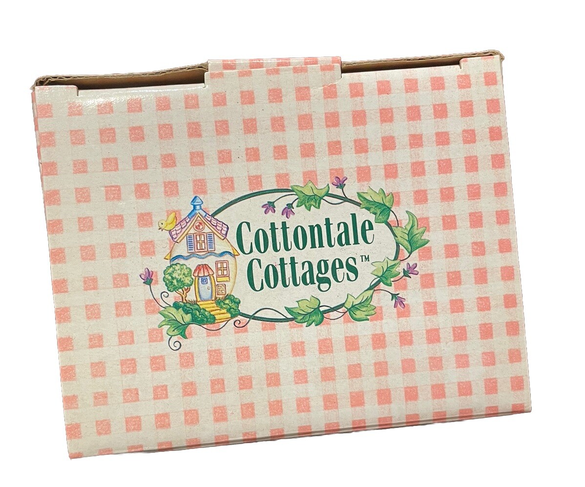 Cottontale Cottages “Bakery” Easter Village Ceramic Vintage 1997 Bunnies