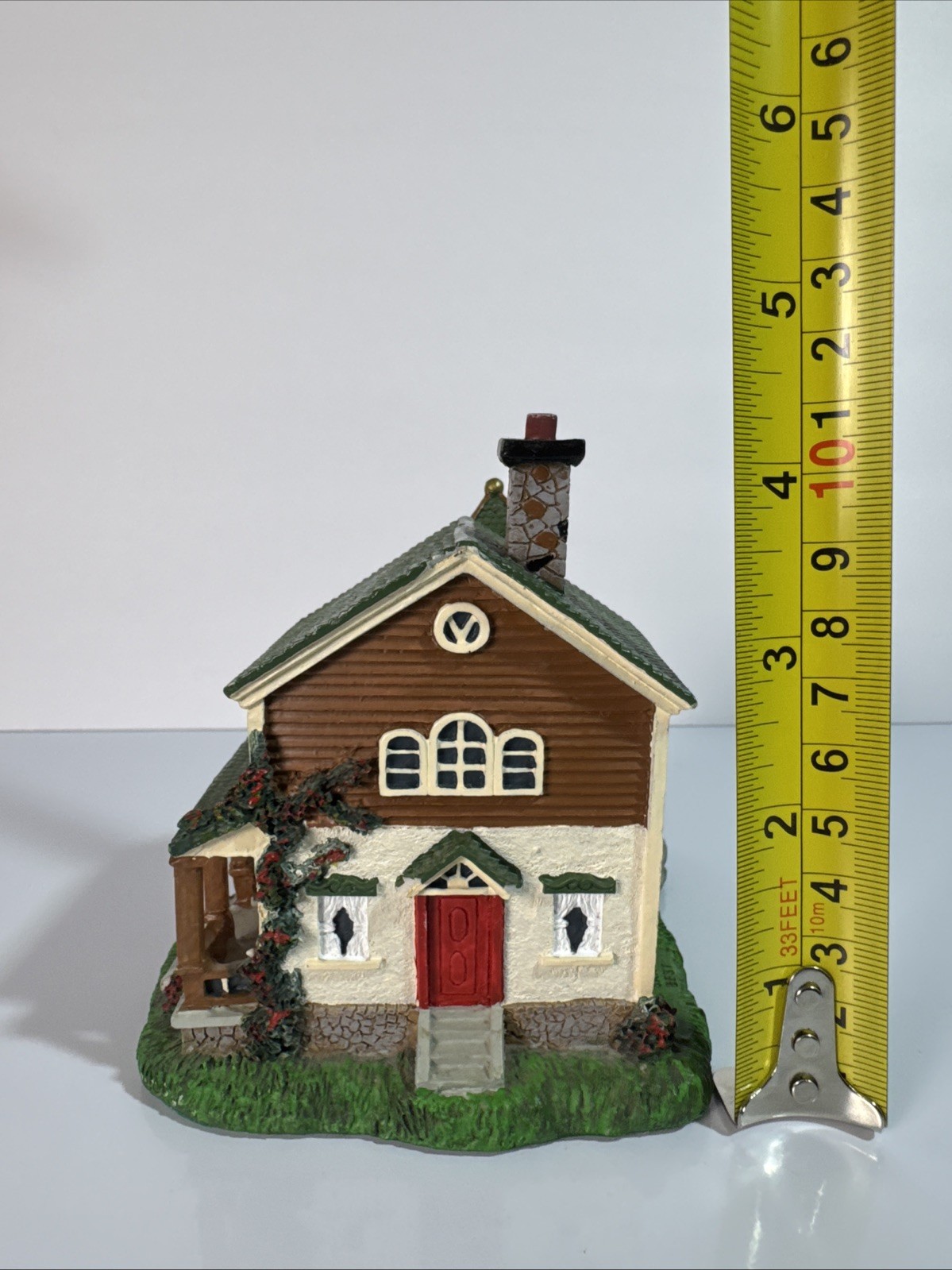 1995 Santa’s Best Water Wheel House Green Roof Christmas Village 4.25″