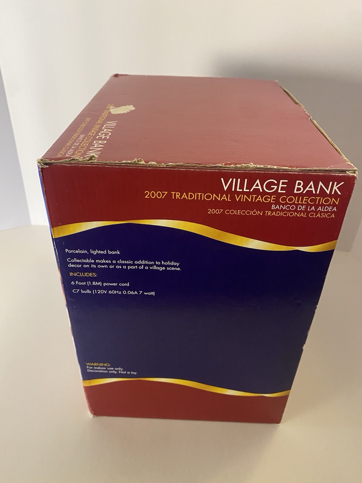 READ Vintage Village Bank Porcelain Building Christmas / Winter Dept 18 Lighted