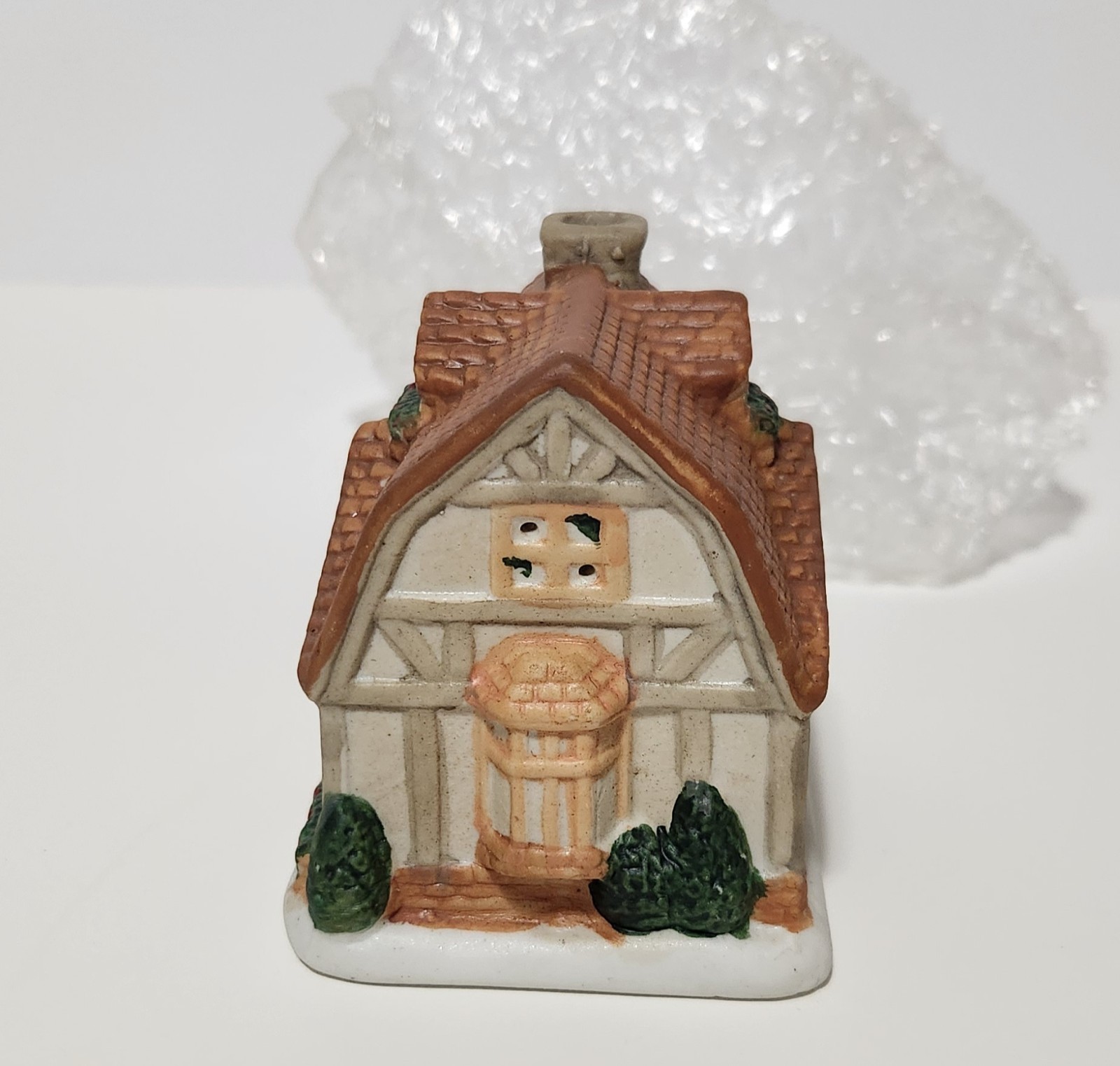 Gift Collection Hand Painted Porcelain Tea Light House Small Town Hotel NEW